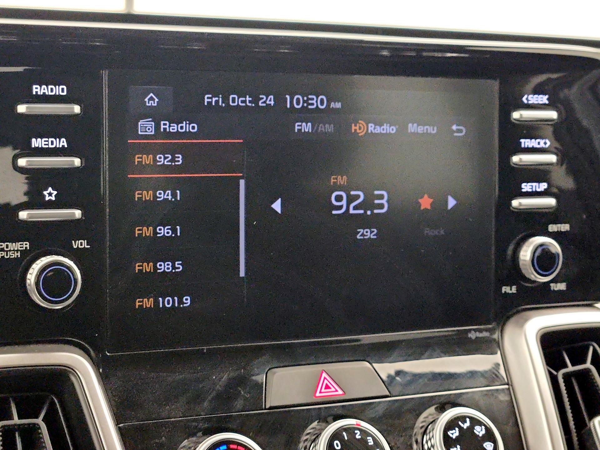 Thumbnail: 2022 Kia Sorento - 15