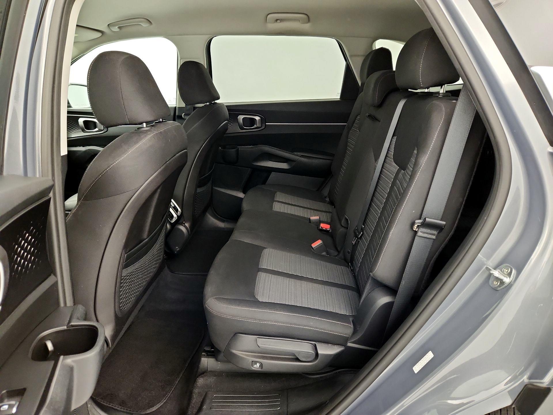 Thumbnail: 2022 Kia Sorento - 19