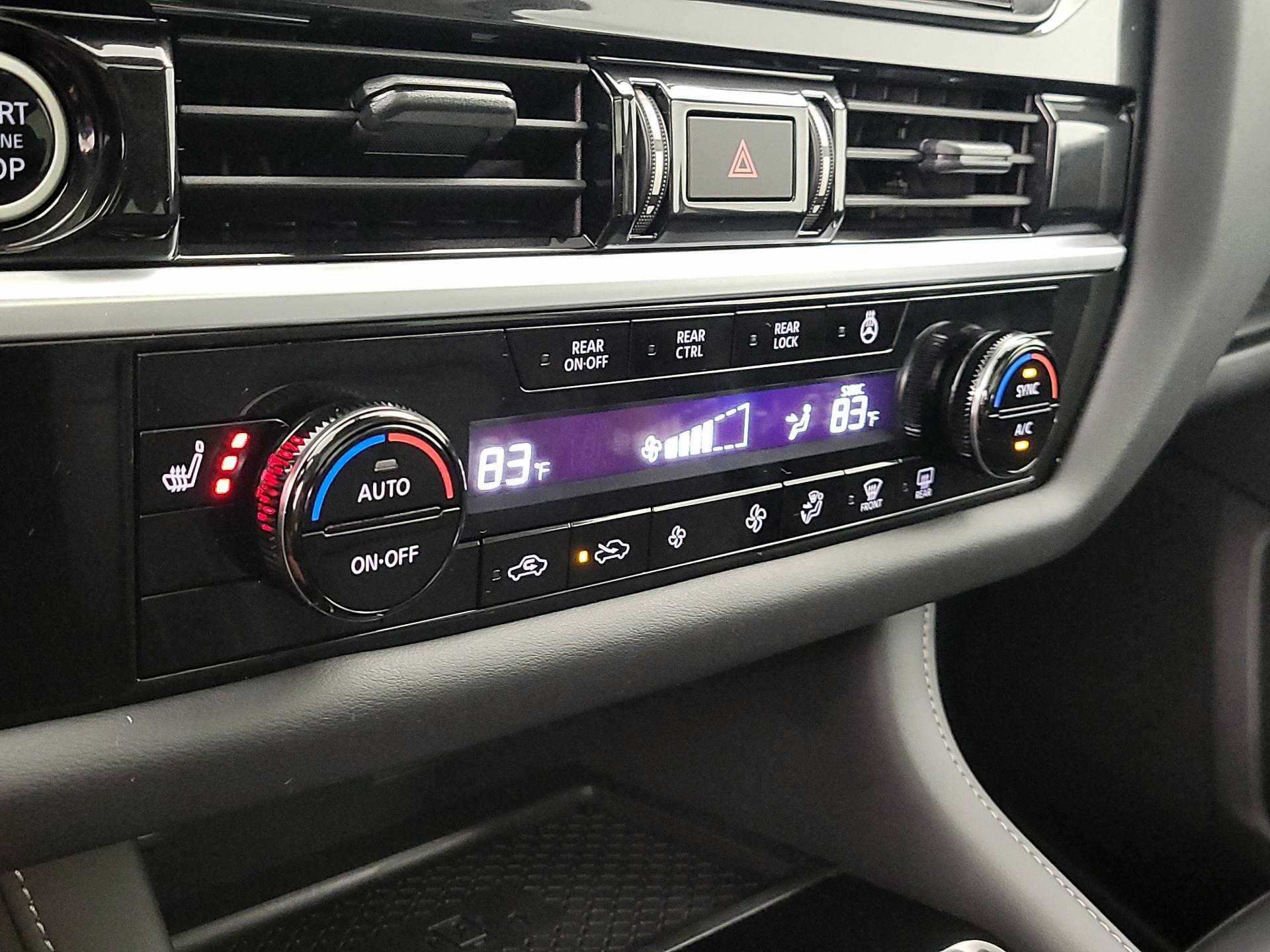 Thumbnail: 2024 Nissan Pathfinder - 17