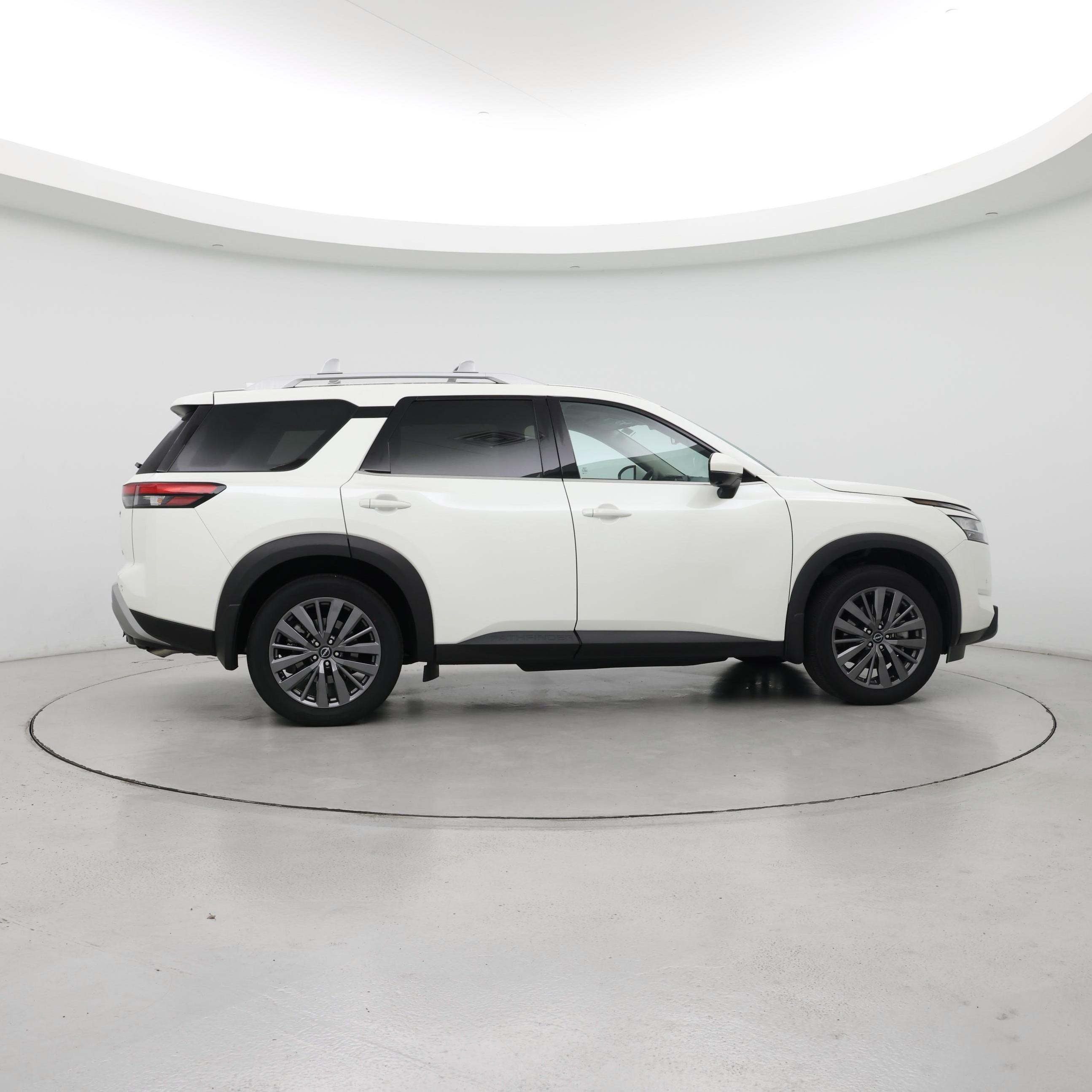 Thumbnail: 2024 Nissan Pathfinder - 7