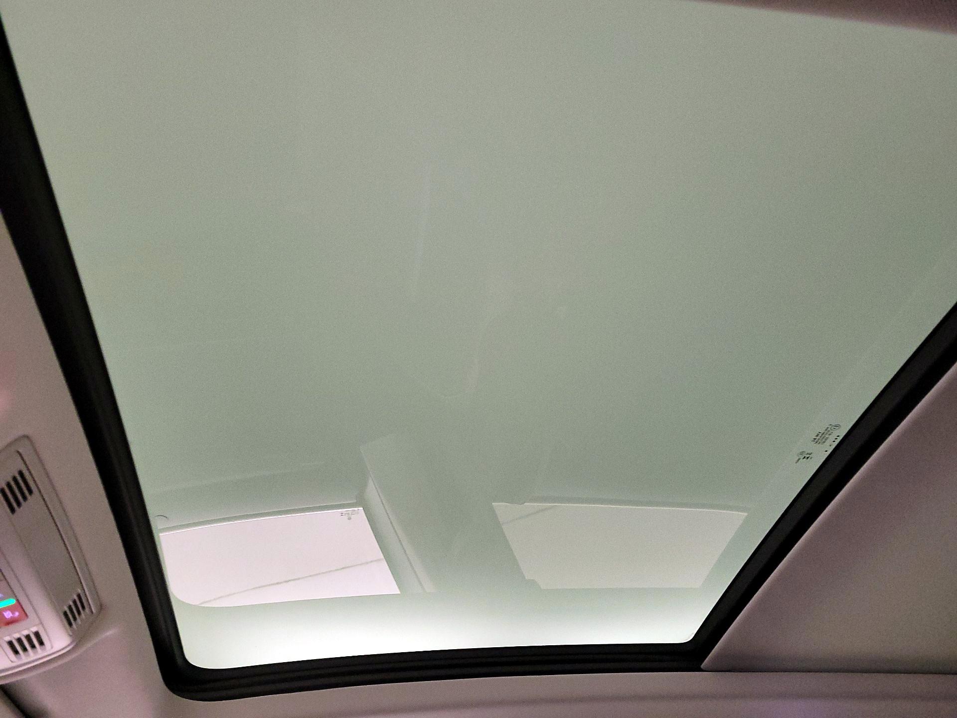 Thumbnail: 2024 Volkswagen Tiguan - 19