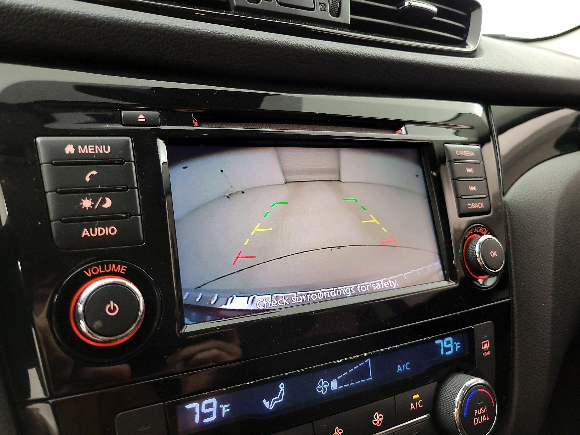 Thumbnail: 2019 Nissan Rogue Sport - 14