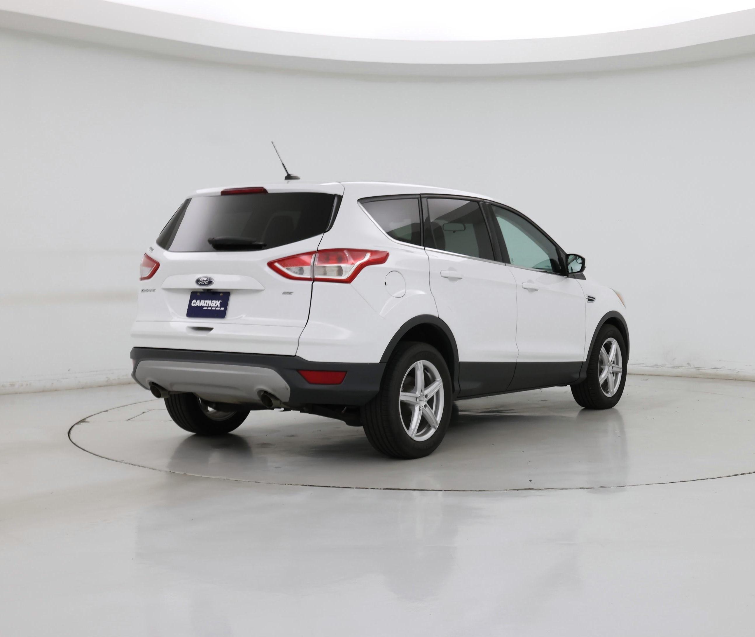 Thumbnail: 2015 Ford Escape - 8