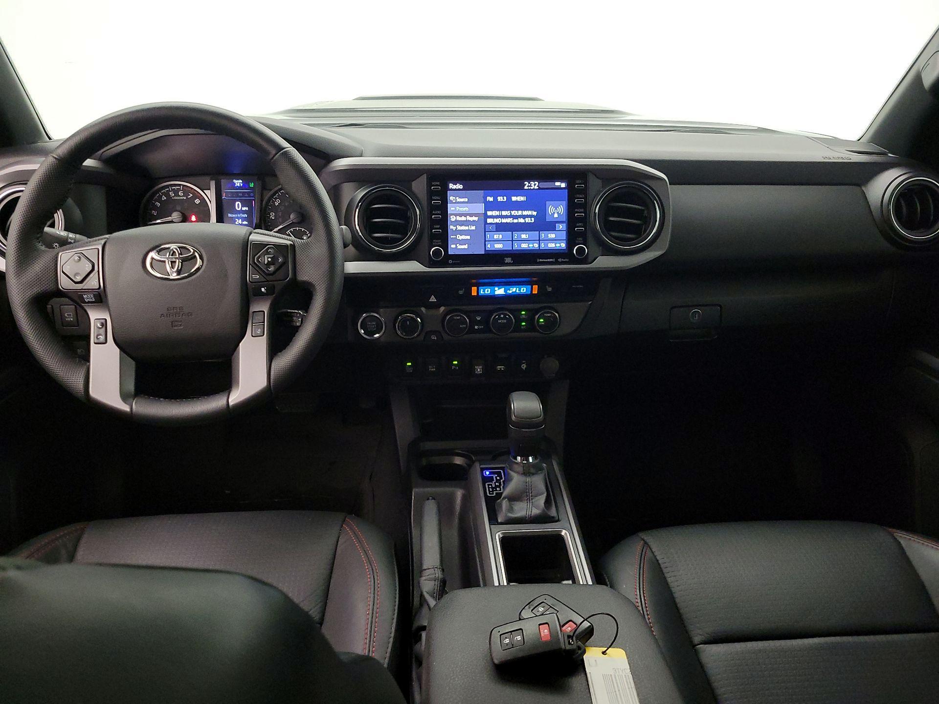 Thumbnail: 2022 Toyota Tacoma - 9