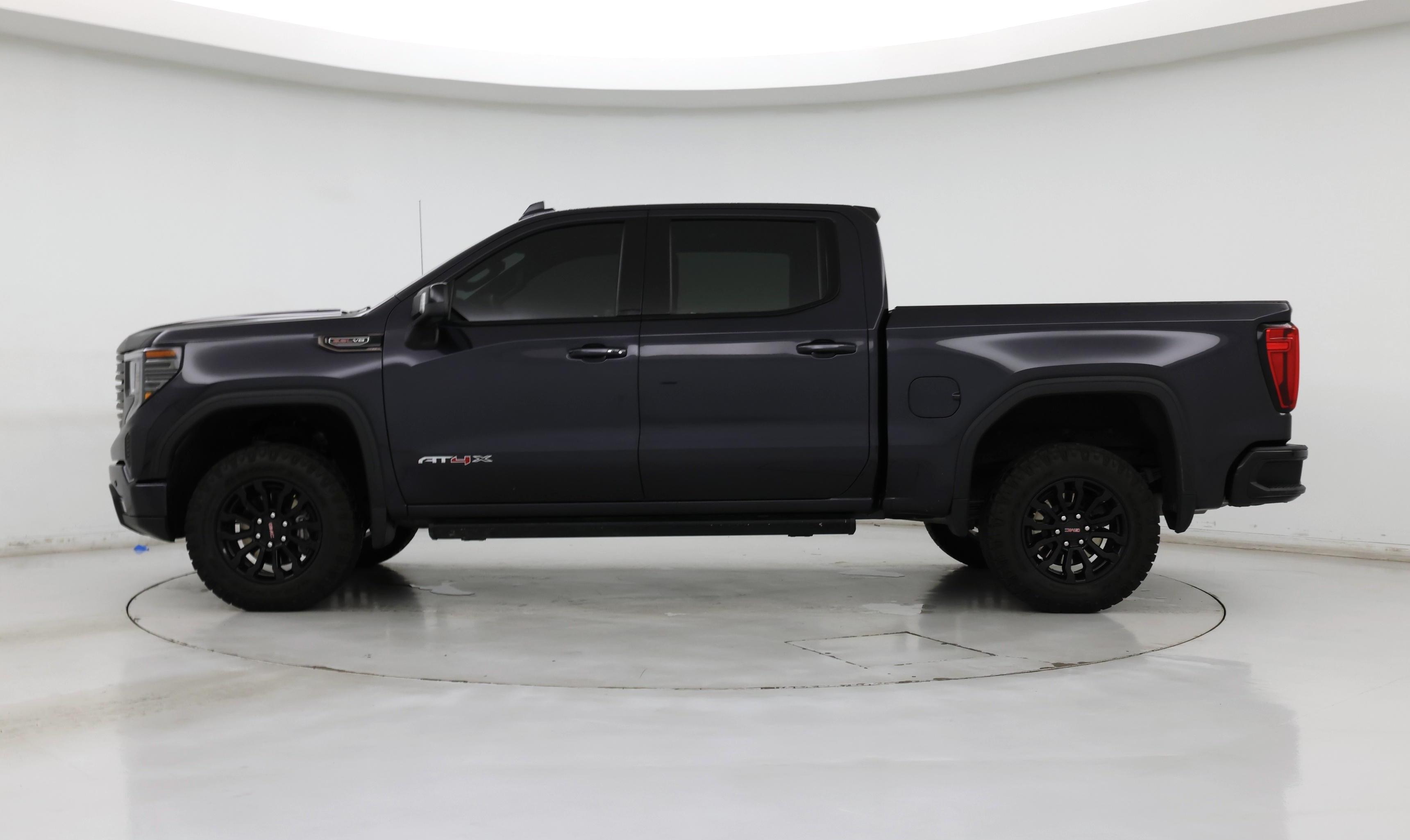 Thumbnail: 2022 GMC Sierra 1500 - 3