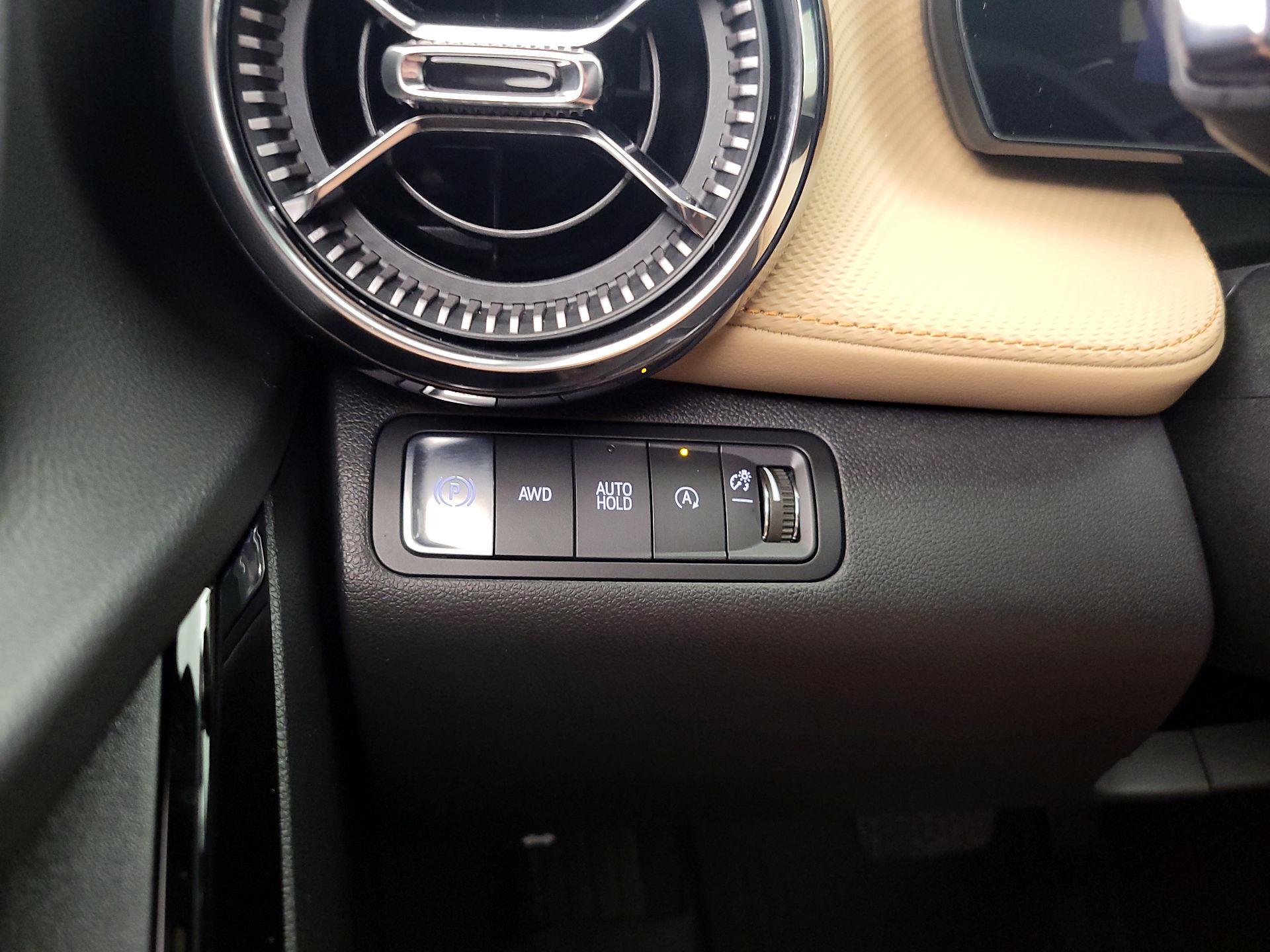 Thumbnail: 2026 Chevrolet Equinox - 13