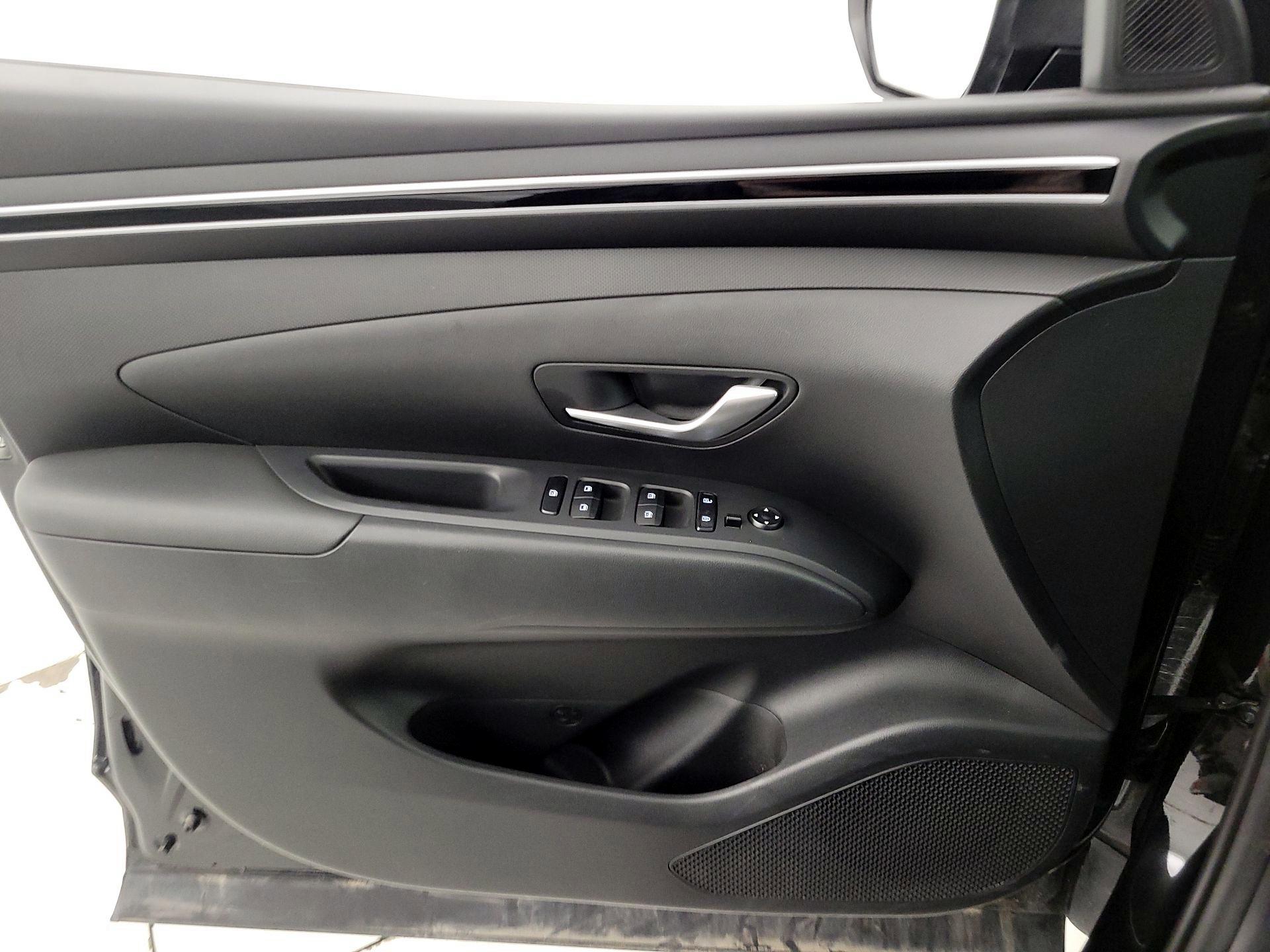 Thumbnail: 2024 Hyundai Tucson - 12