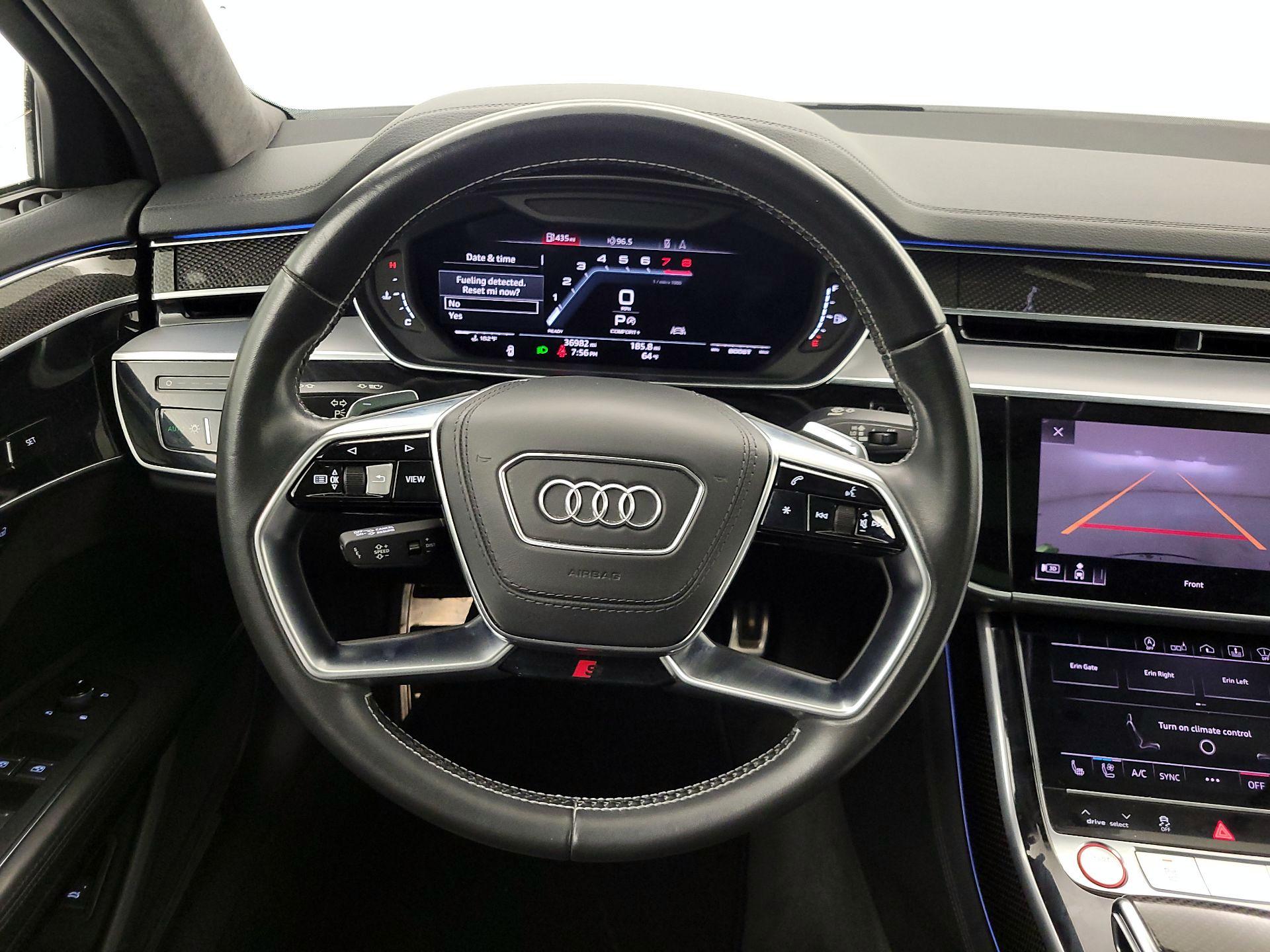 Thumbnail: 2020 Audi S8 - 10