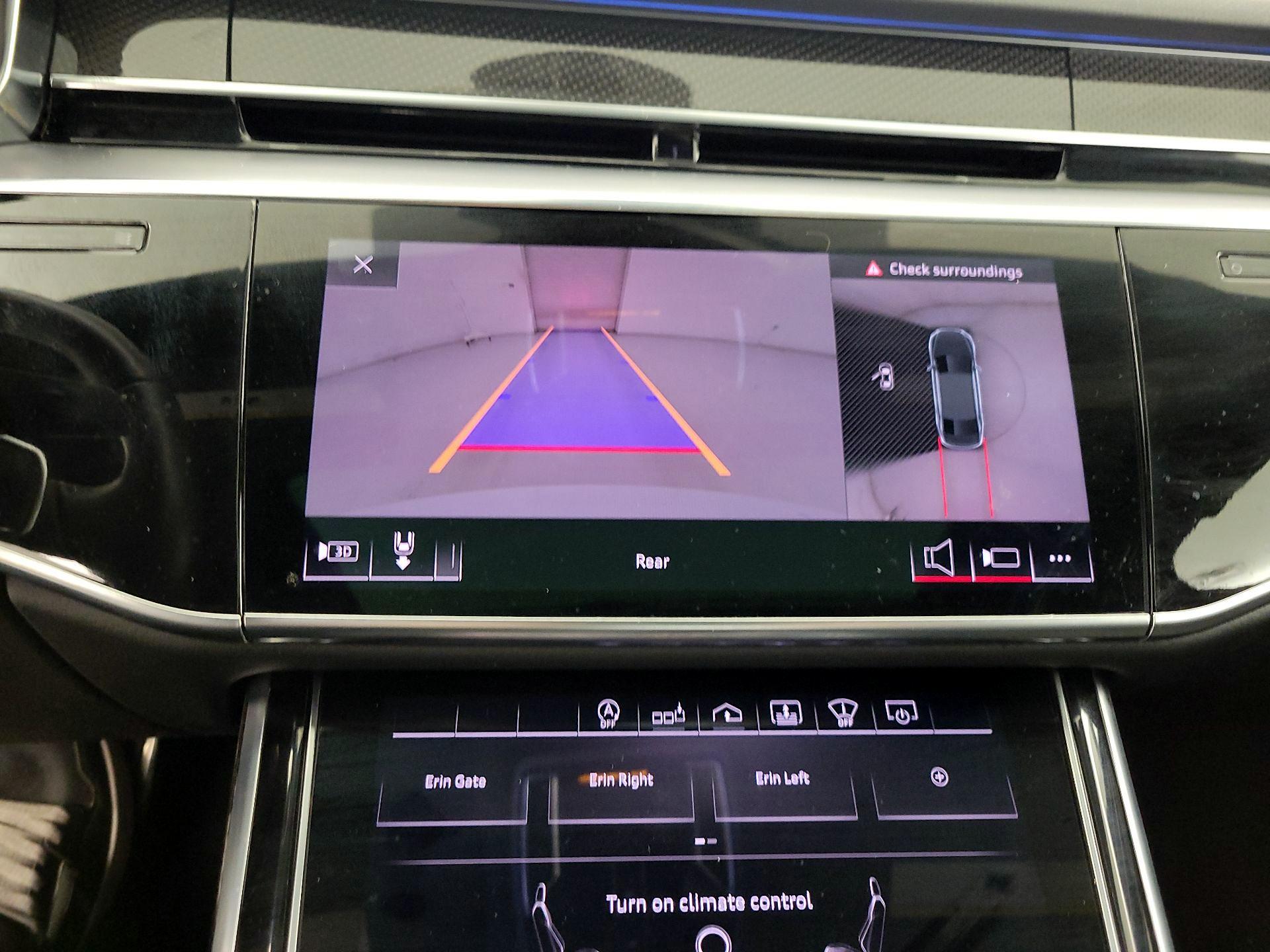 Thumbnail: 2020 Audi S8 - 14