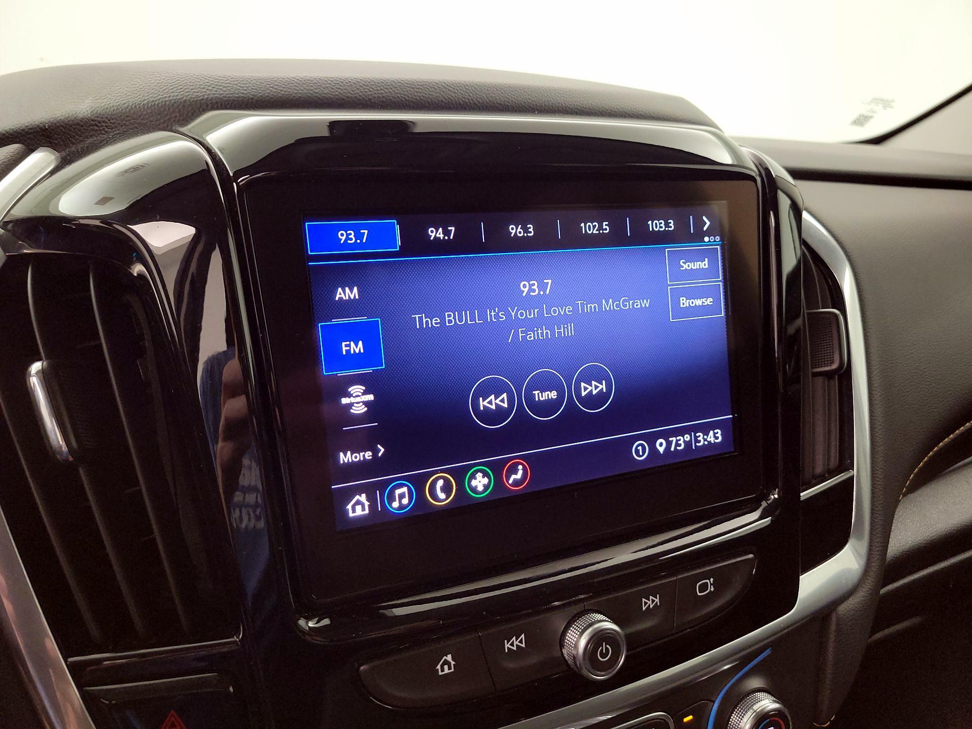 Thumbnail: 2020 Chevrolet Traverse - 15