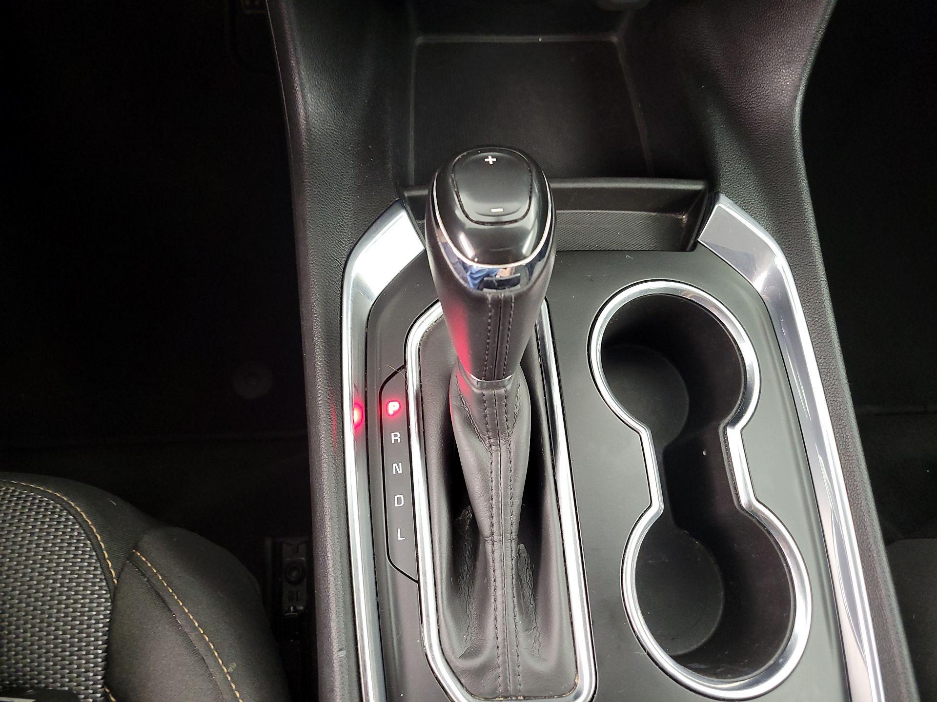 Thumbnail: 2020 Chevrolet Traverse - 17