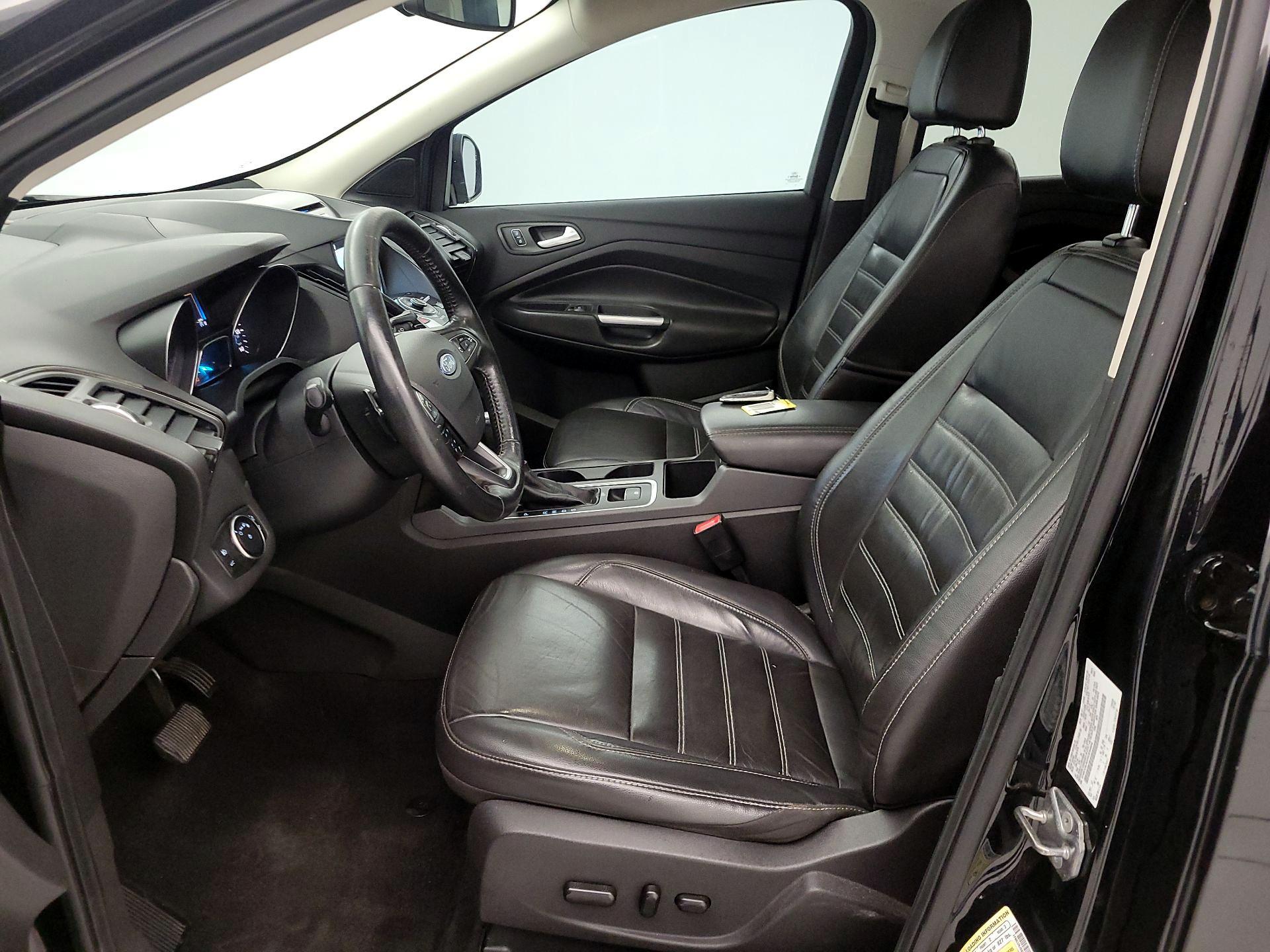 Thumbnail: 2017 Ford Escape - 11