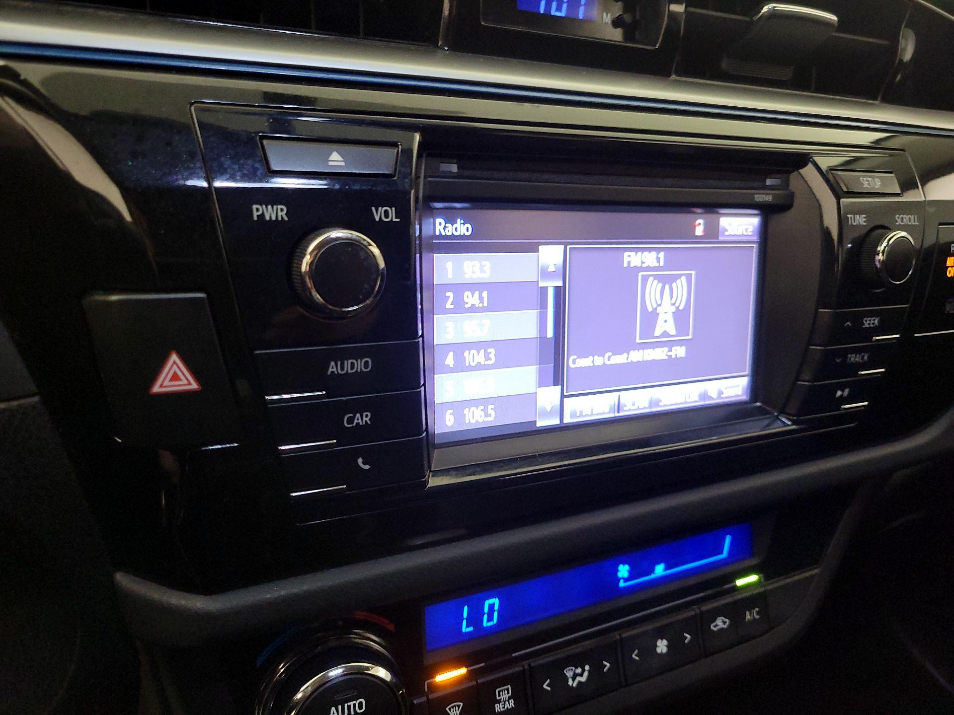 Thumbnail: 2014 Toyota Corolla - 15