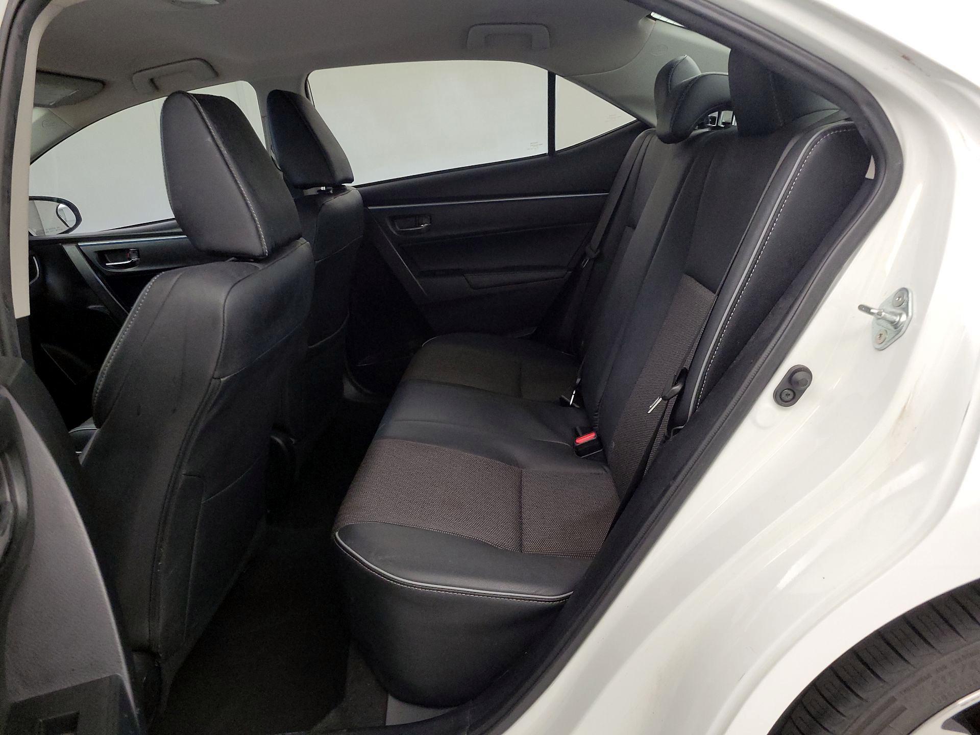 Thumbnail: 2014 Toyota Corolla - 19
