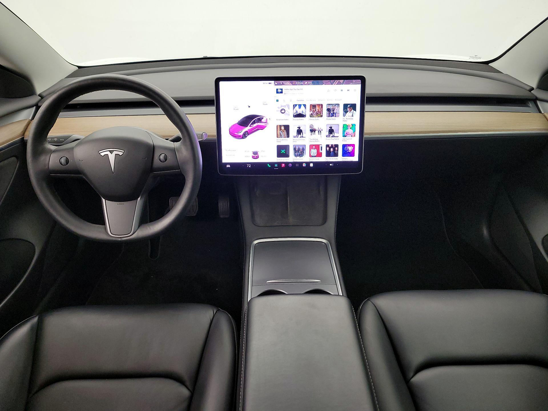Thumbnail: 2022 Tesla Model 3 - 9