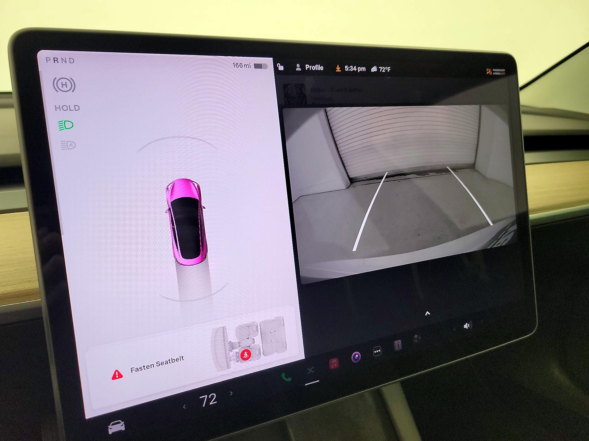 Thumbnail: 2022 Tesla Model 3 - 14