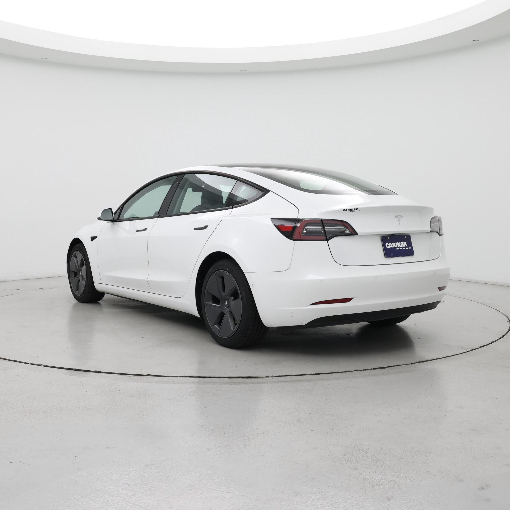 Thumbnail: 2022 Tesla Model 3 - 2