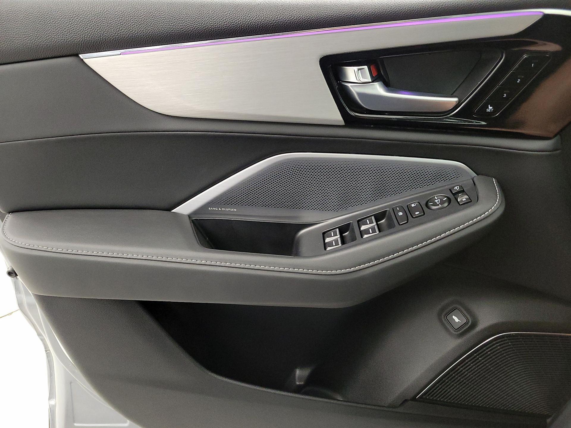 Thumbnail: 2025 Acura MDX - 12