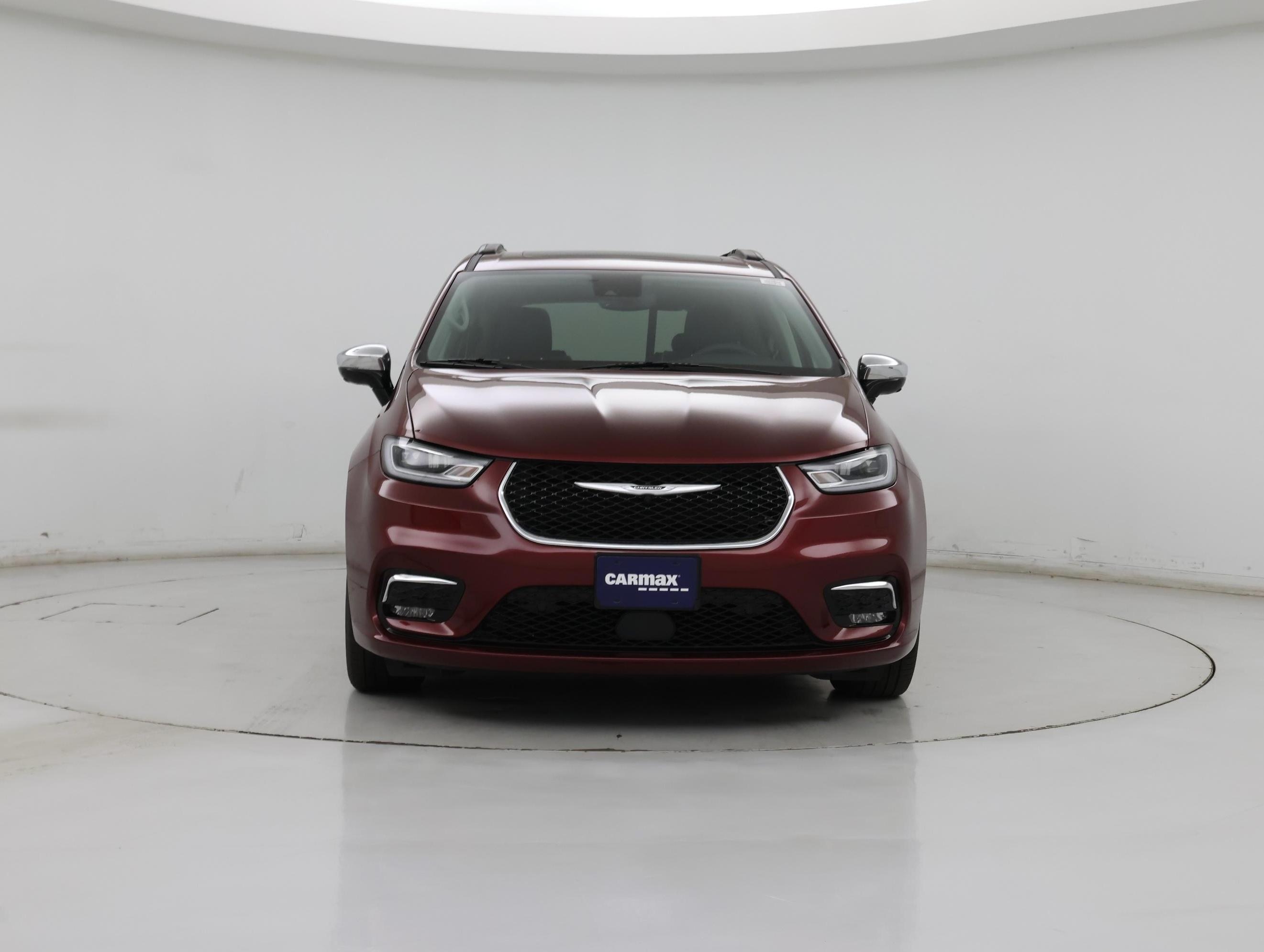 Thumbnail: 2023 Chrysler Pacifica - 5