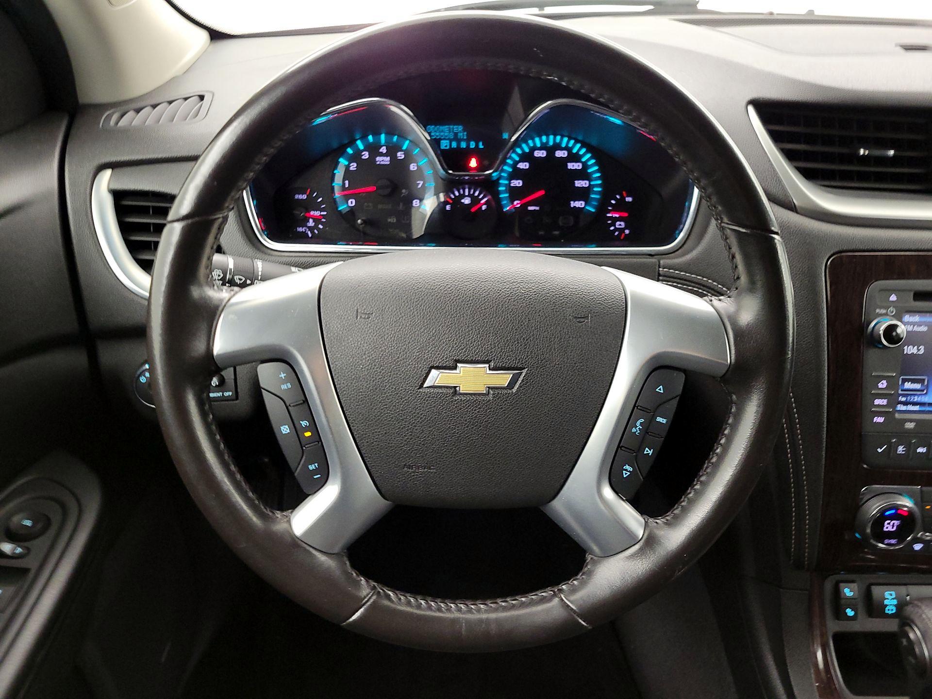 Thumbnail: 2017 Chevrolet Traverse - 10