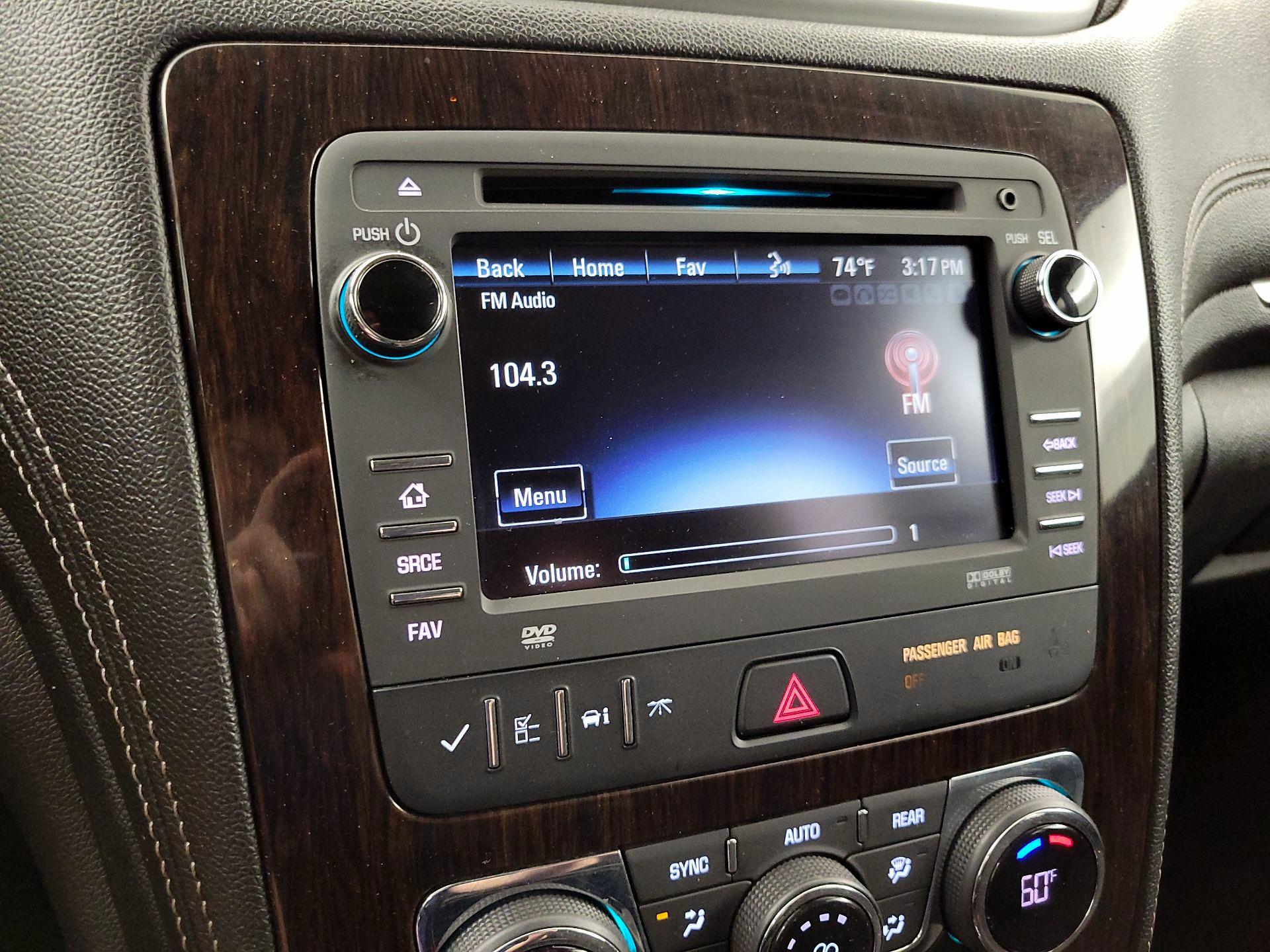 Thumbnail: 2017 Chevrolet Traverse - 15