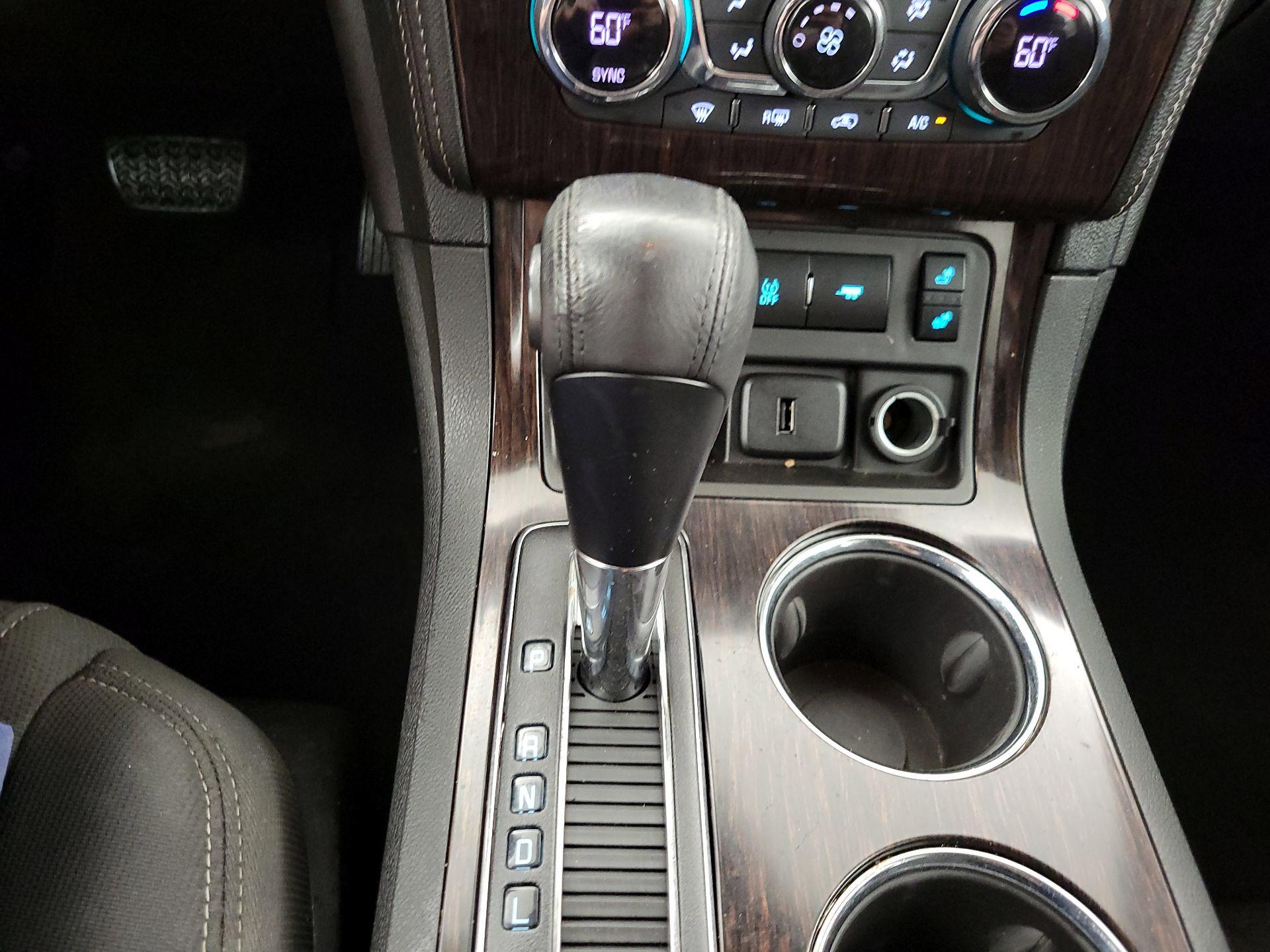 Thumbnail: 2017 Chevrolet Traverse - 17