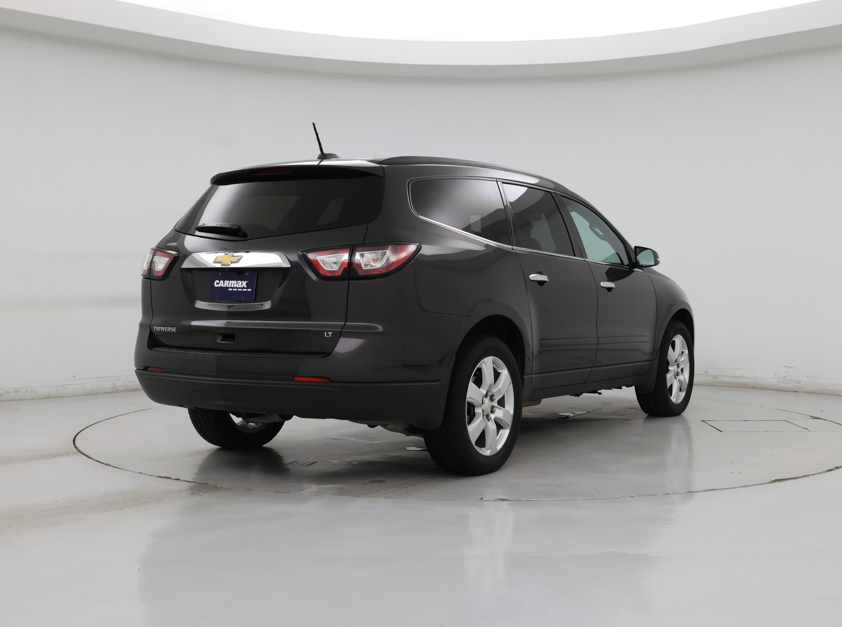 Thumbnail: 2017 Chevrolet Traverse - 8