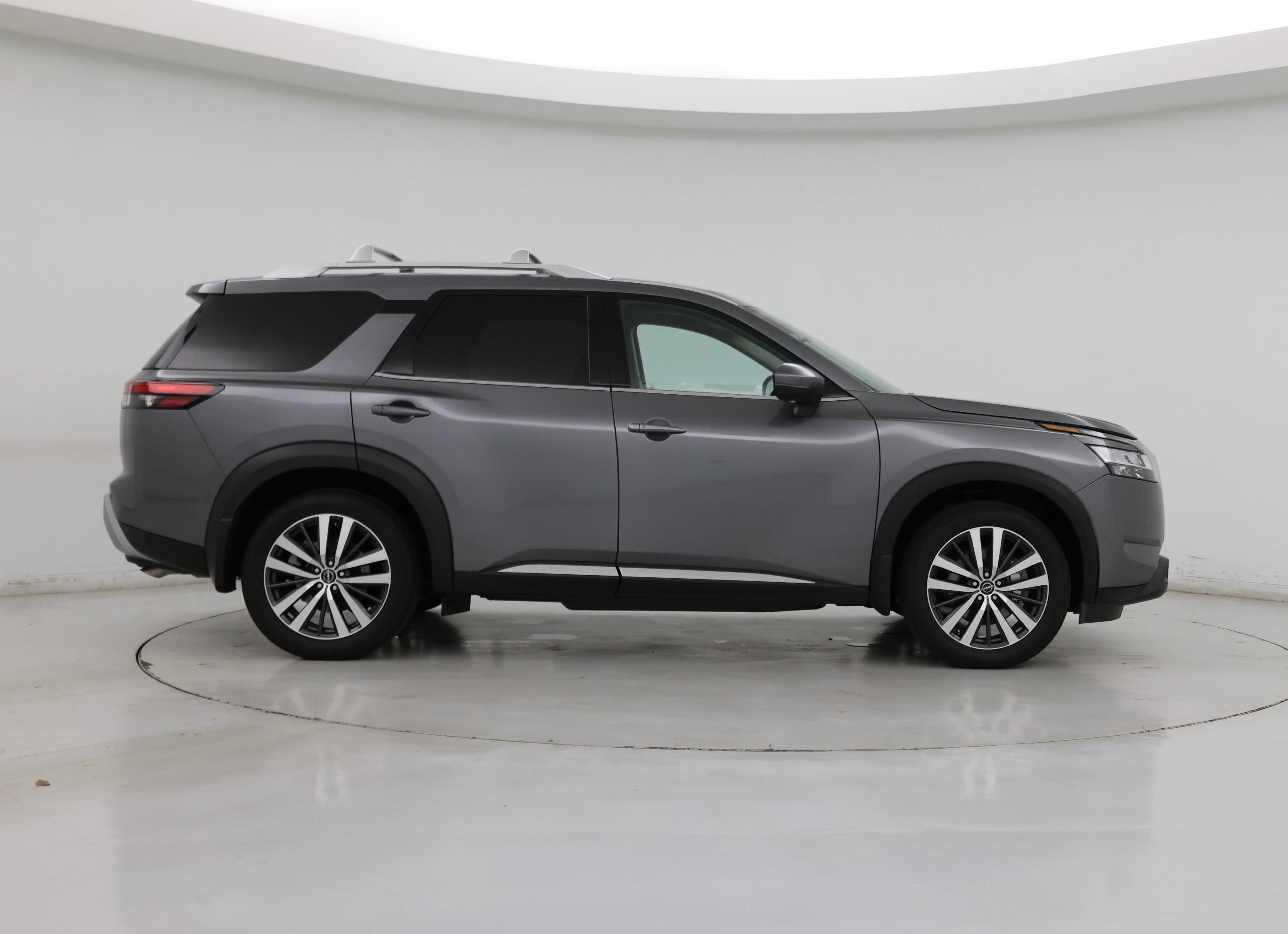 Thumbnail: 2022 Nissan Pathfinder - 7