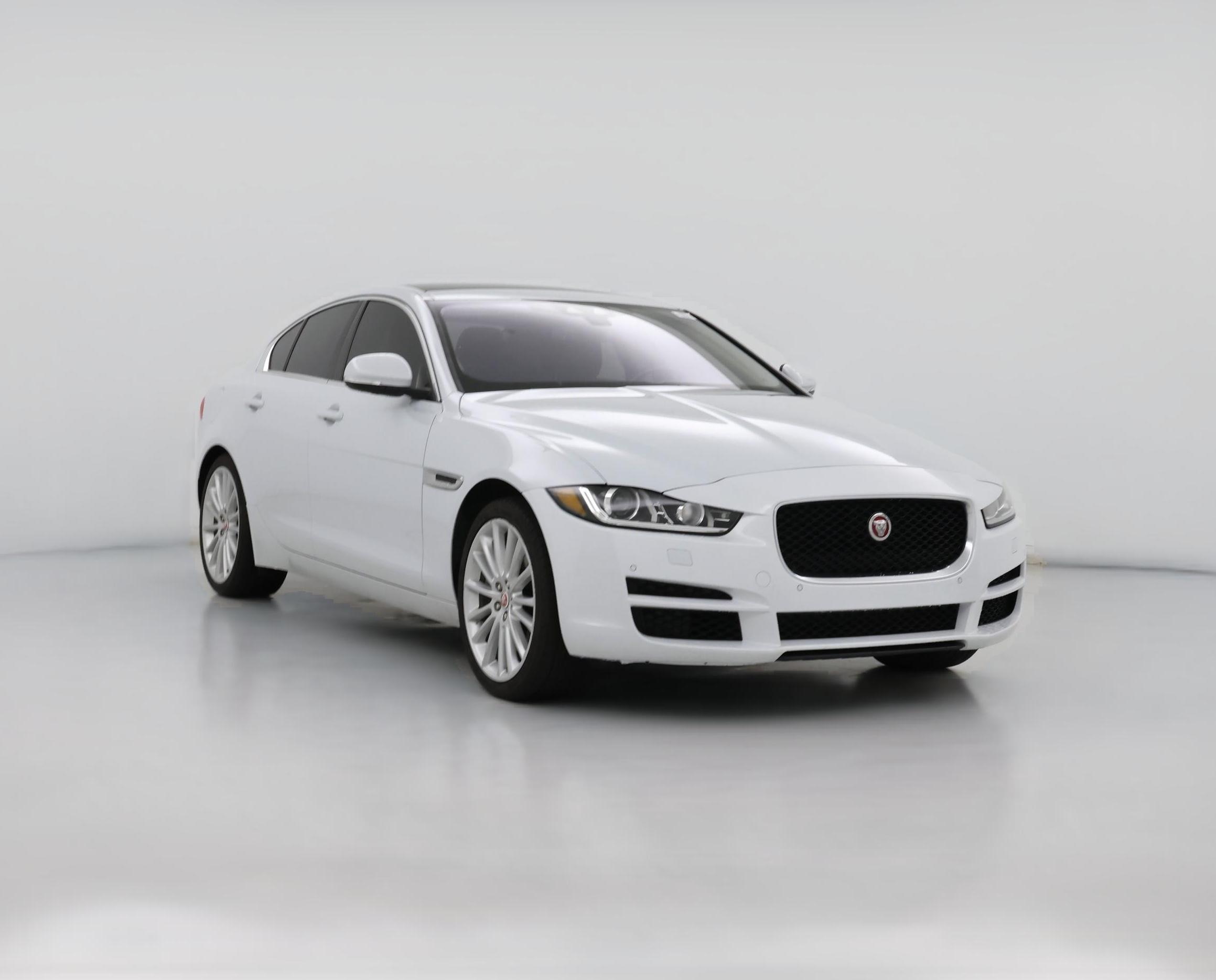 Thumbnail: 2017 Jaguar XE - 1