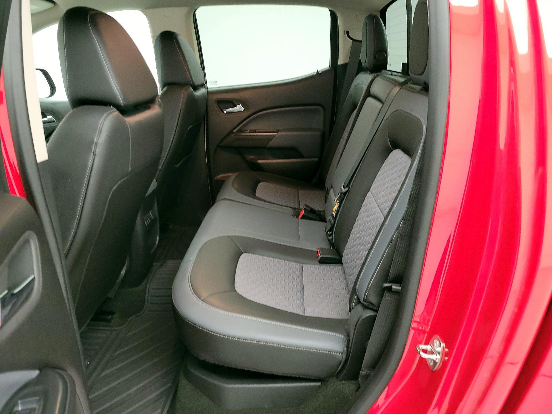 Thumbnail: 2016 Chevrolet Colorado - 19