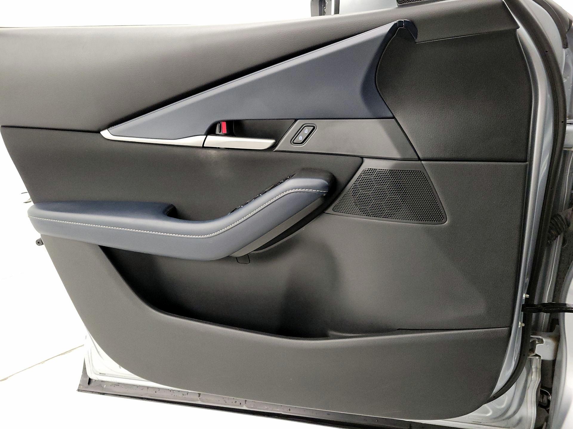 Thumbnail: 2020 Mazda CX-30 - 12