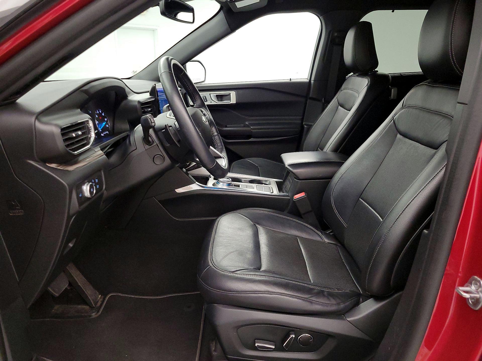 Thumbnail: 2020 Ford Explorer - 11