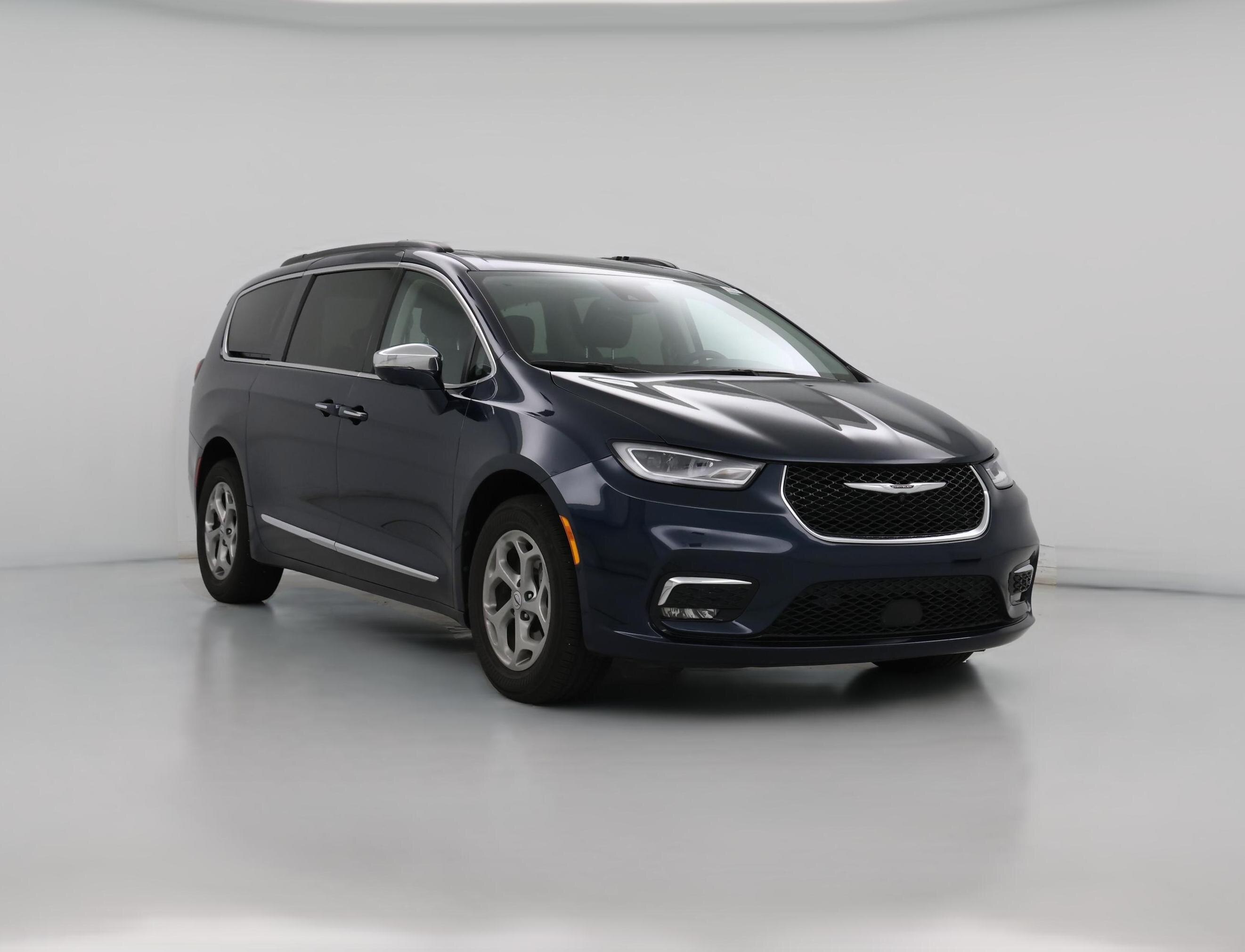Thumbnail: 2022 Chrysler Pacifica - 1