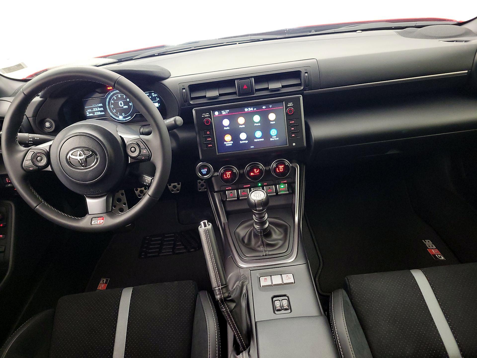 Thumbnail: 2025 Toyota GR86 - 9