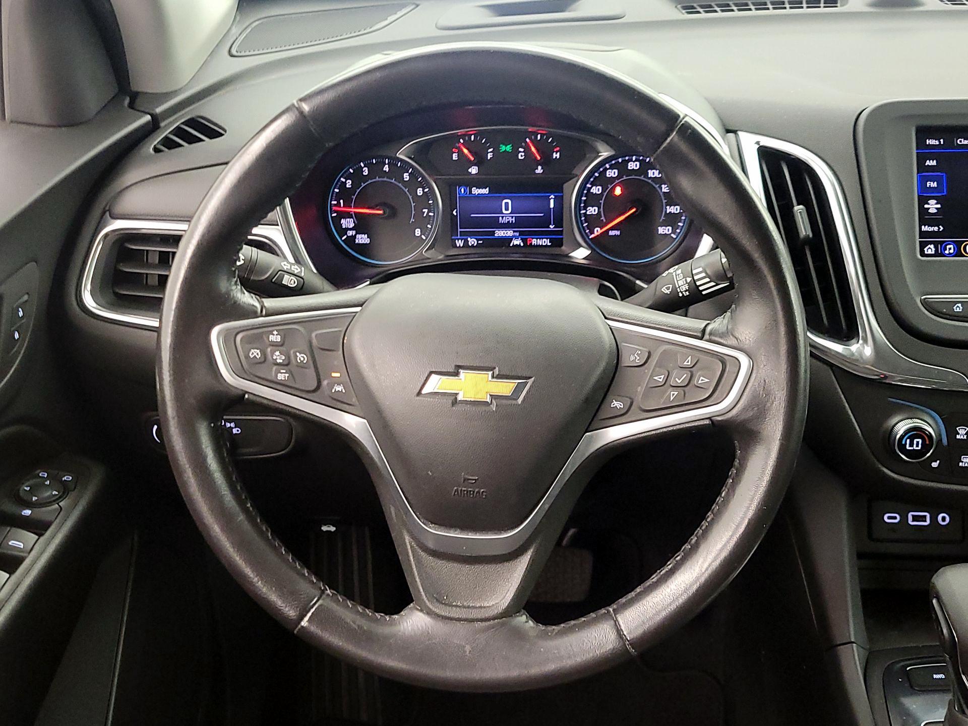 Thumbnail: 2022 Chevrolet Equinox - 10