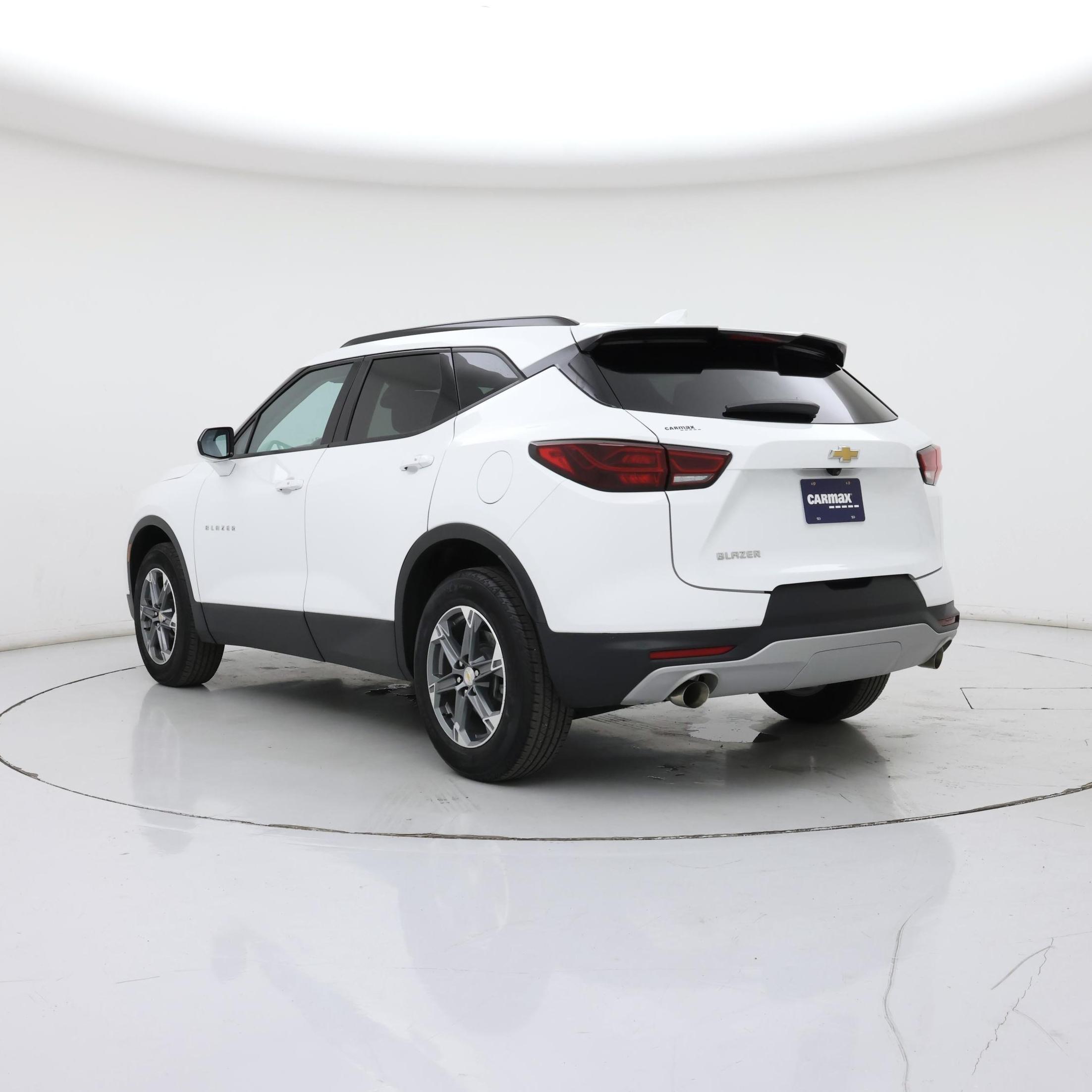 Thumbnail: 2023 Chevrolet Blazer - 2