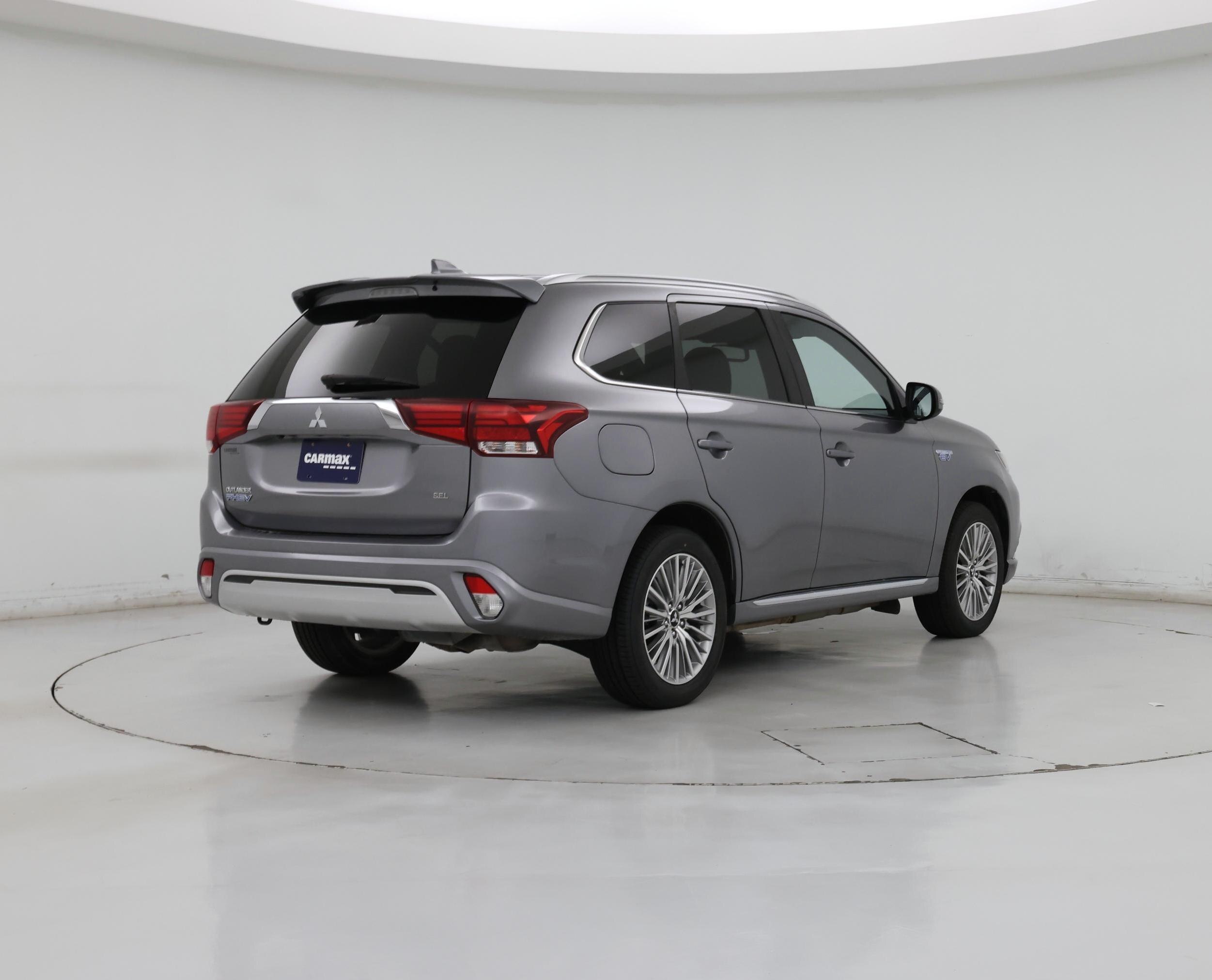 Thumbnail: 2022 Mitsubishi Outlander - 8