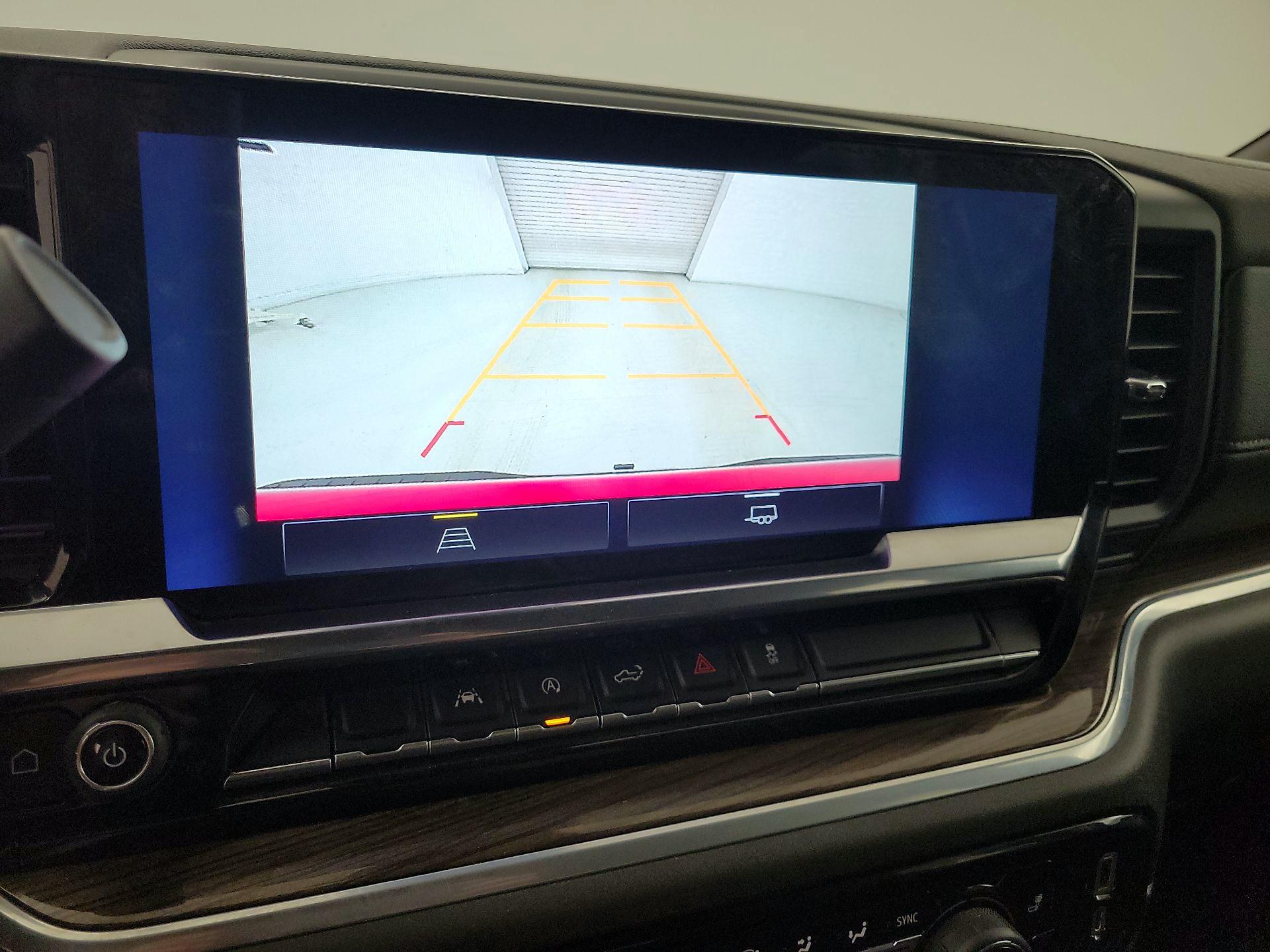 Thumbnail: 2022 Chevrolet Silverado 1500 - 15