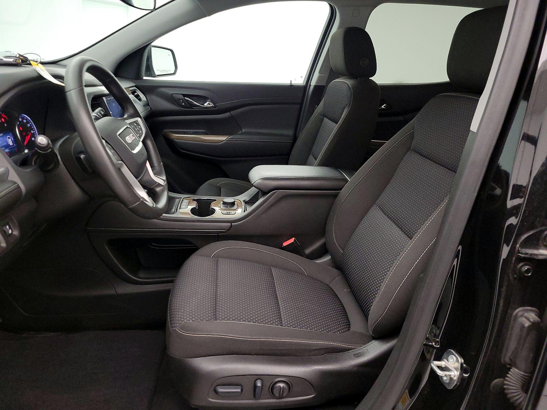 Thumbnail: 2023 GMC Acadia - 11