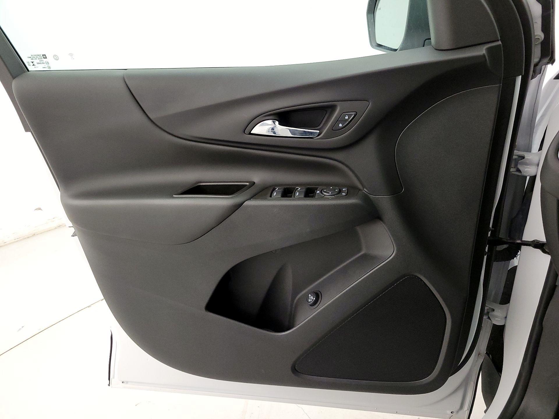 Thumbnail: 2023 Chevrolet Equinox - 12