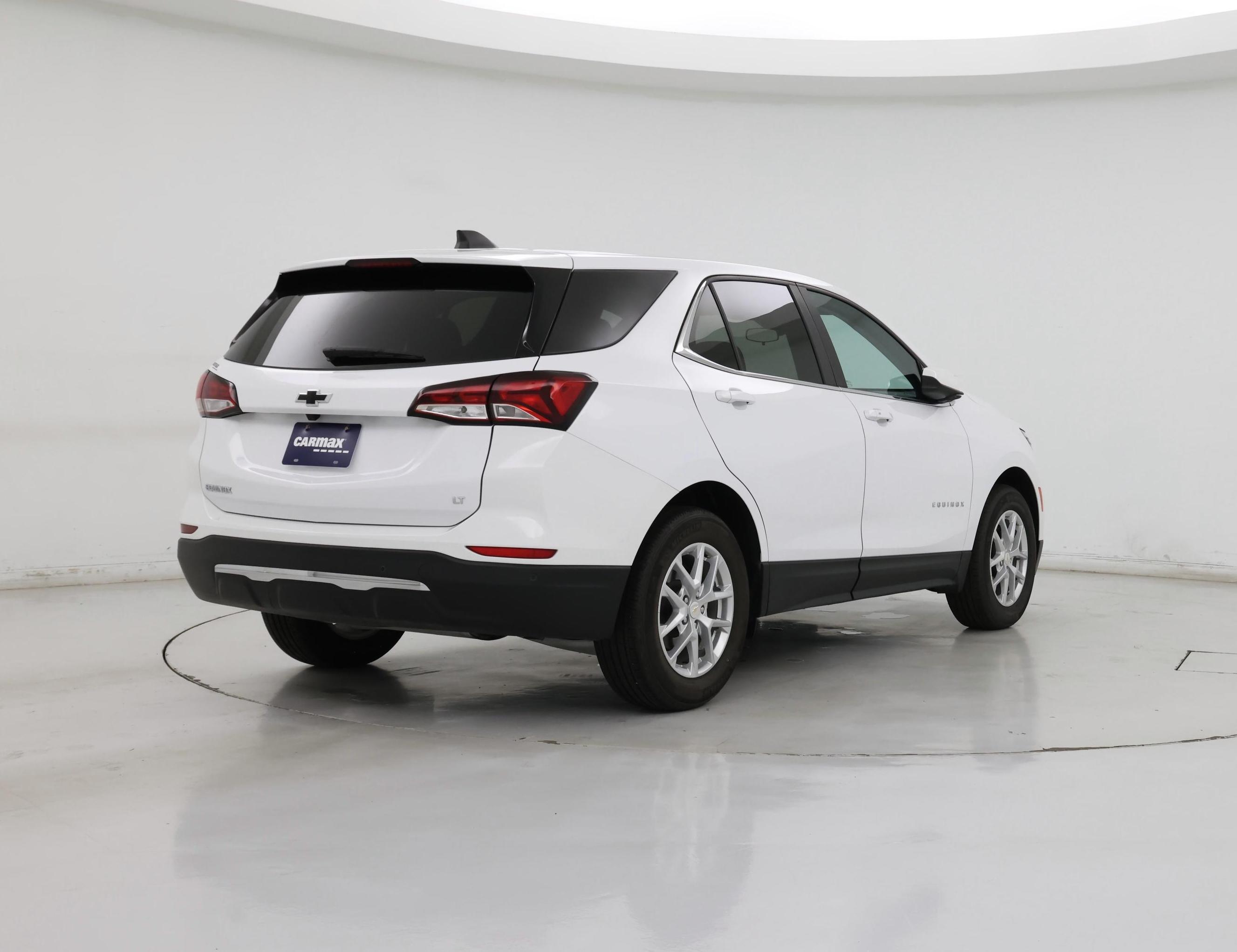 Thumbnail: 2023 Chevrolet Equinox - 8