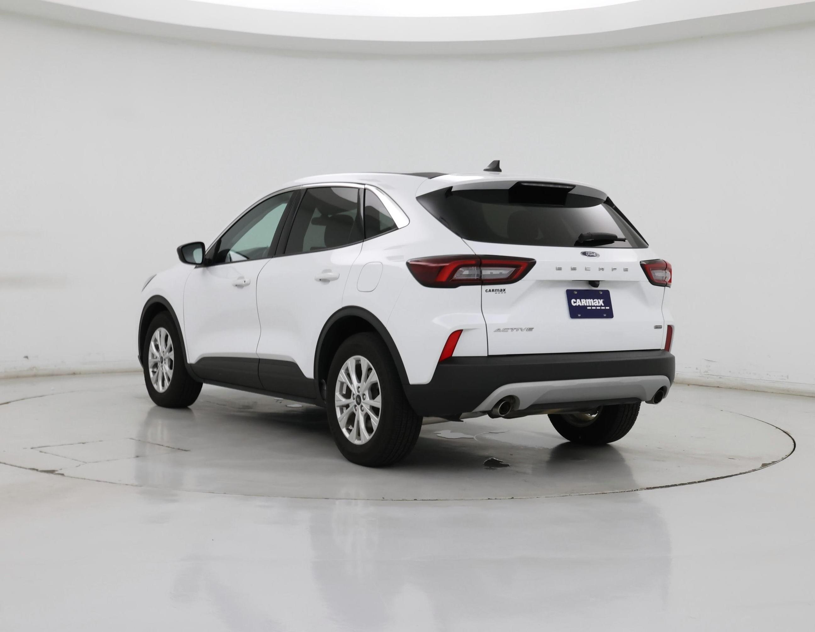 Thumbnail: 2023 Ford Escape - 2