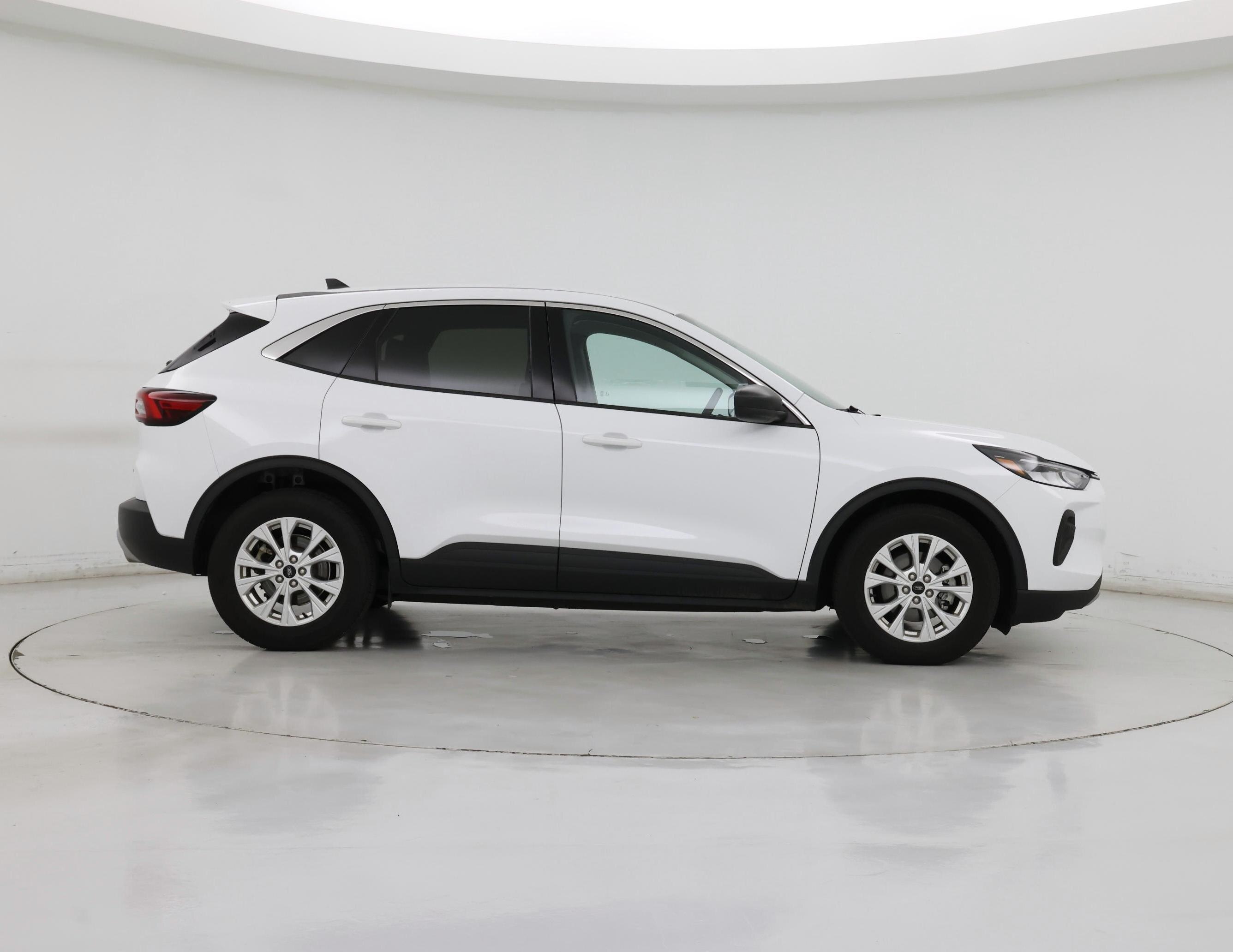 Thumbnail: 2023 Ford Escape - 7