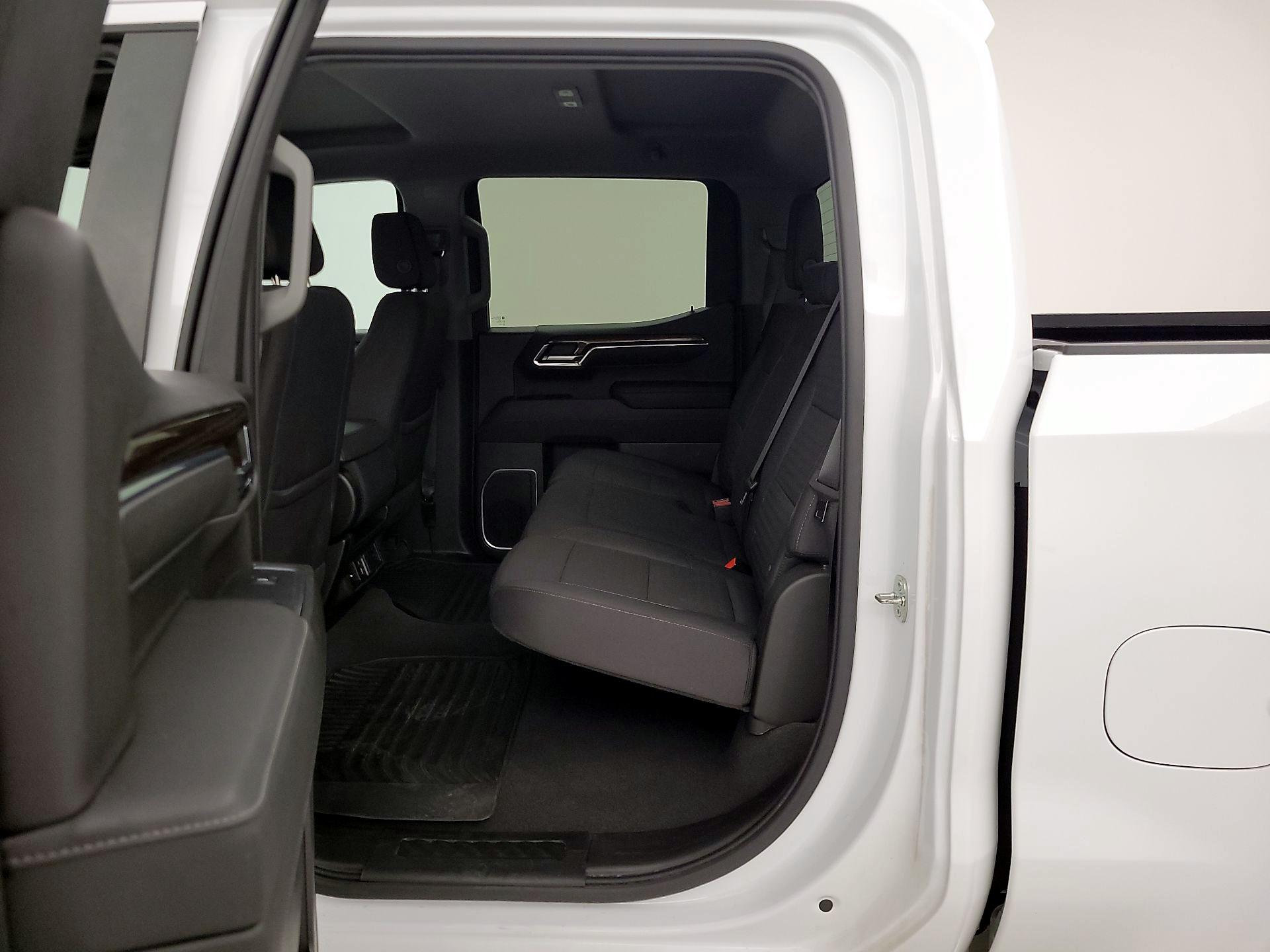 Thumbnail: 2023 Chevrolet Silverado 1500 - 19