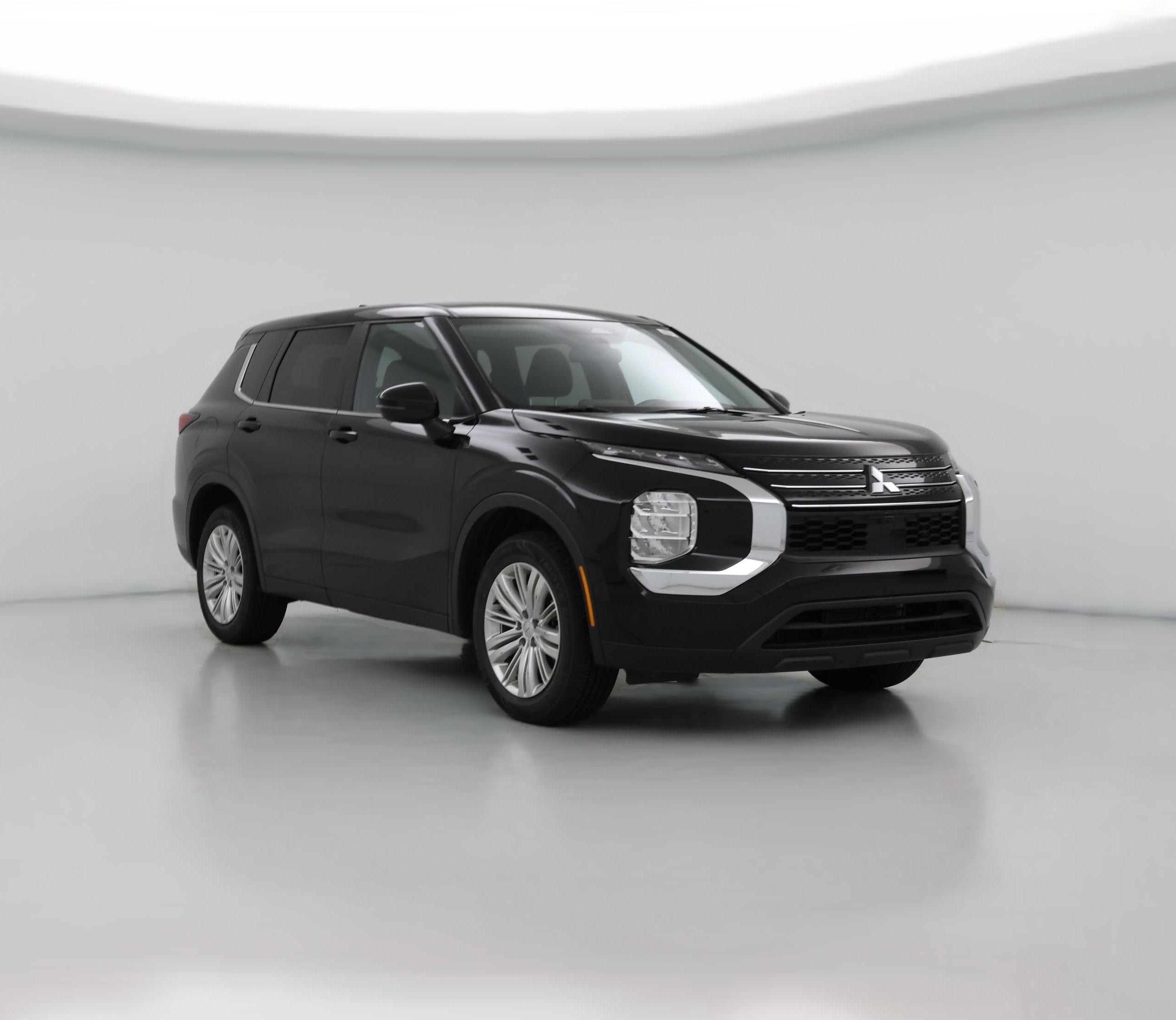 Thumbnail: 2024 Mitsubishi Outlander - 1