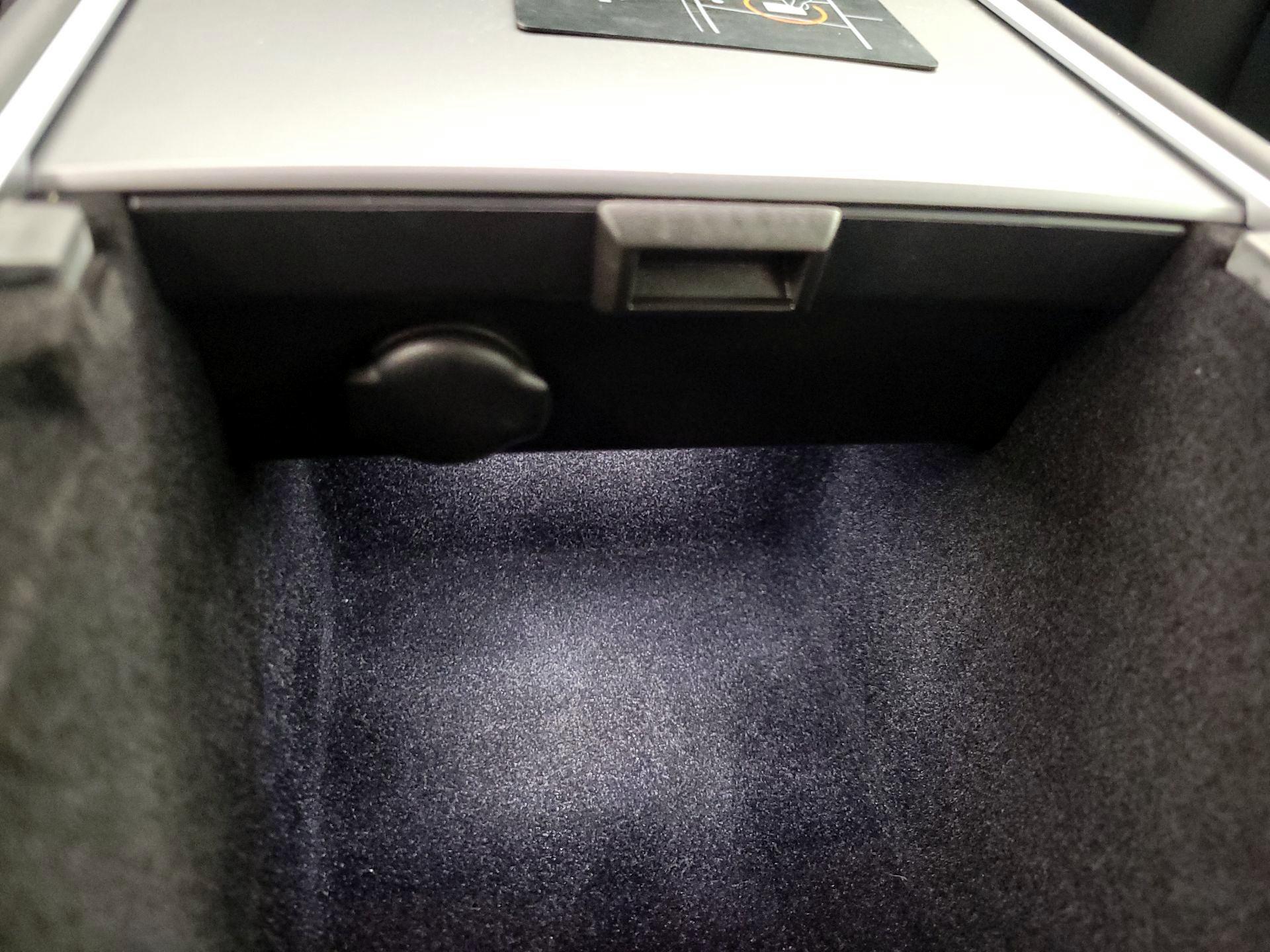 Thumbnail: 2024 Tesla Model Y - 17