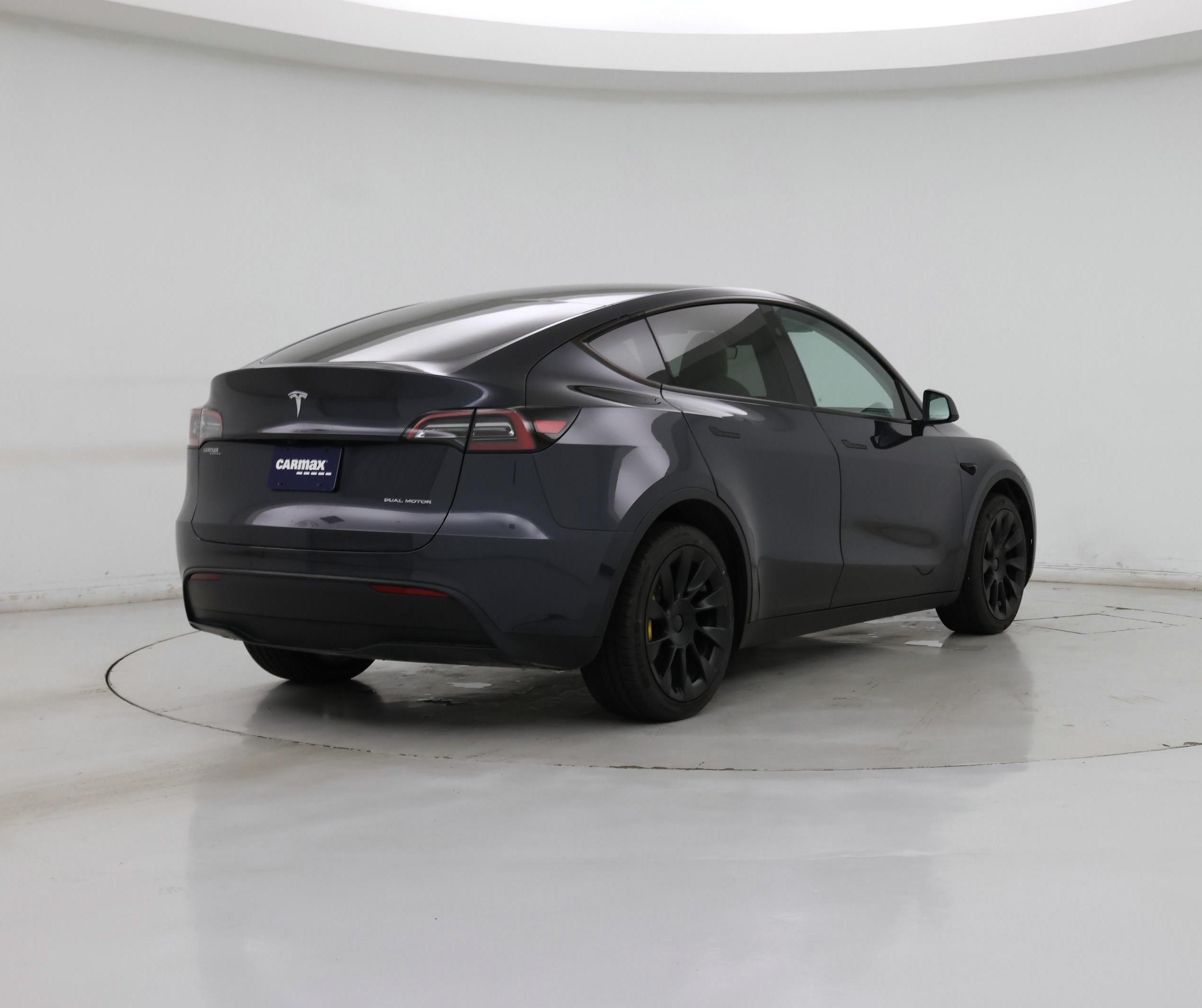 Thumbnail: 2024 Tesla Model Y - 8