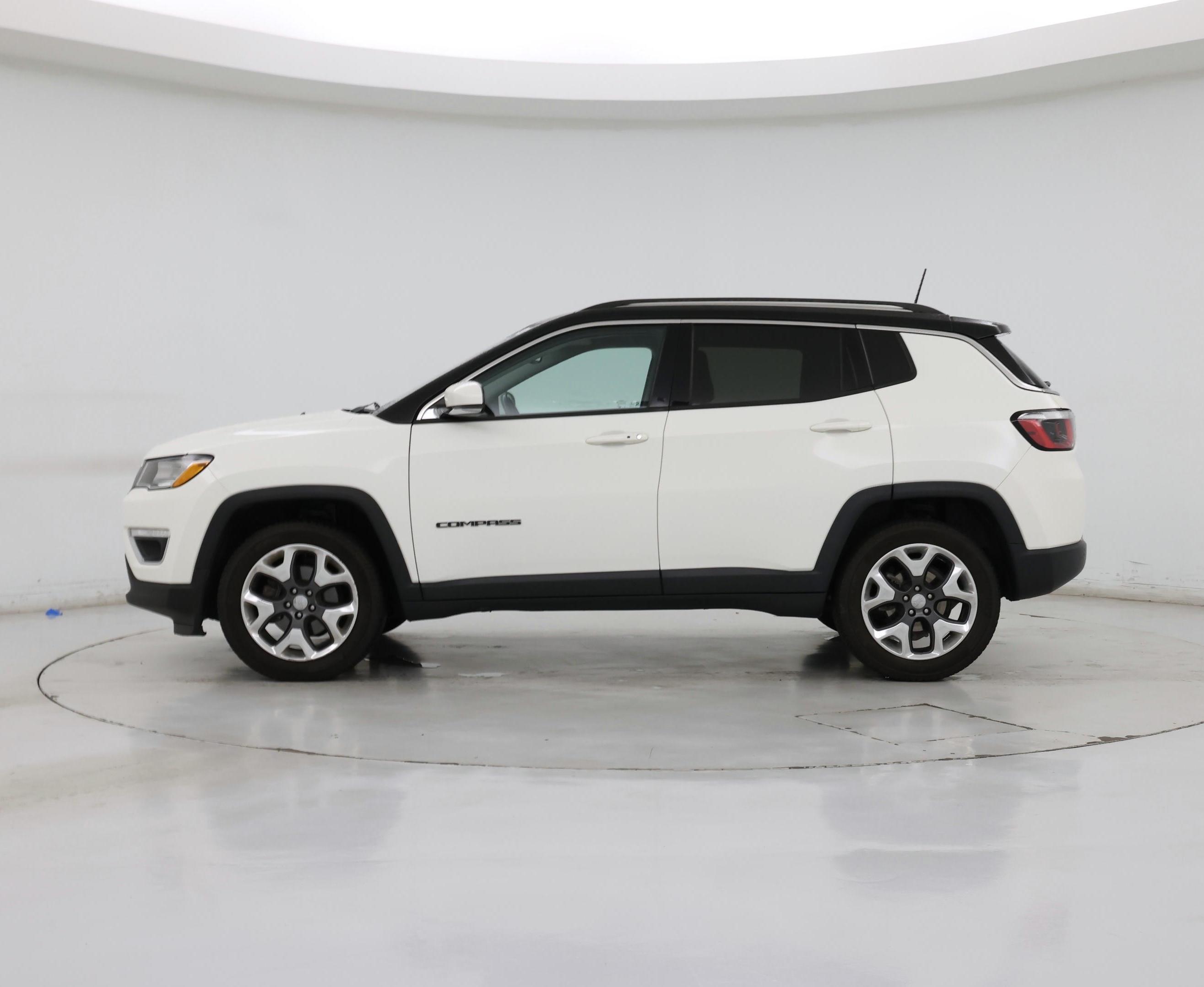 Thumbnail: 2018 Jeep Compass - 3