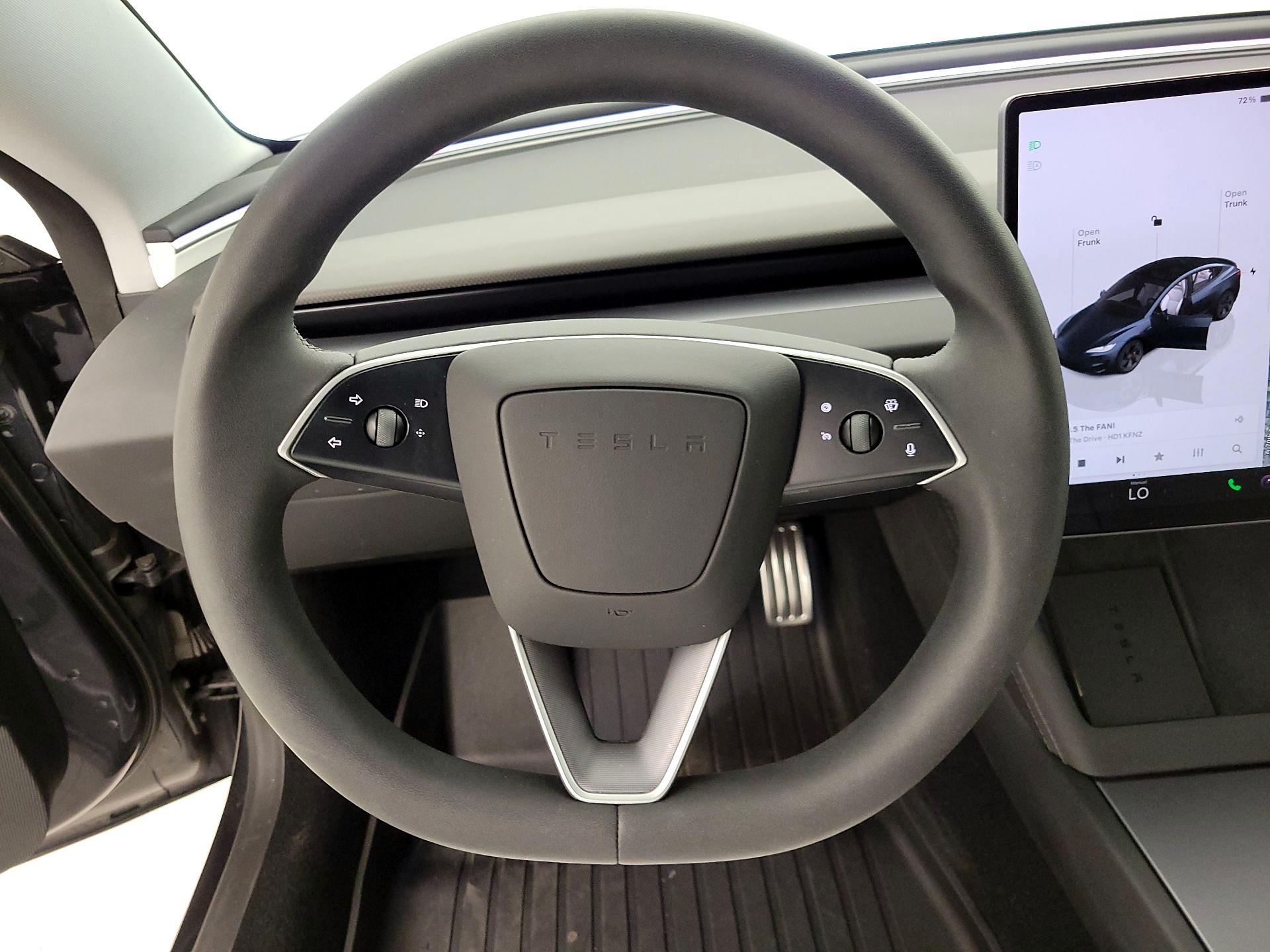 Thumbnail: 2025 Tesla Model 3 - 10