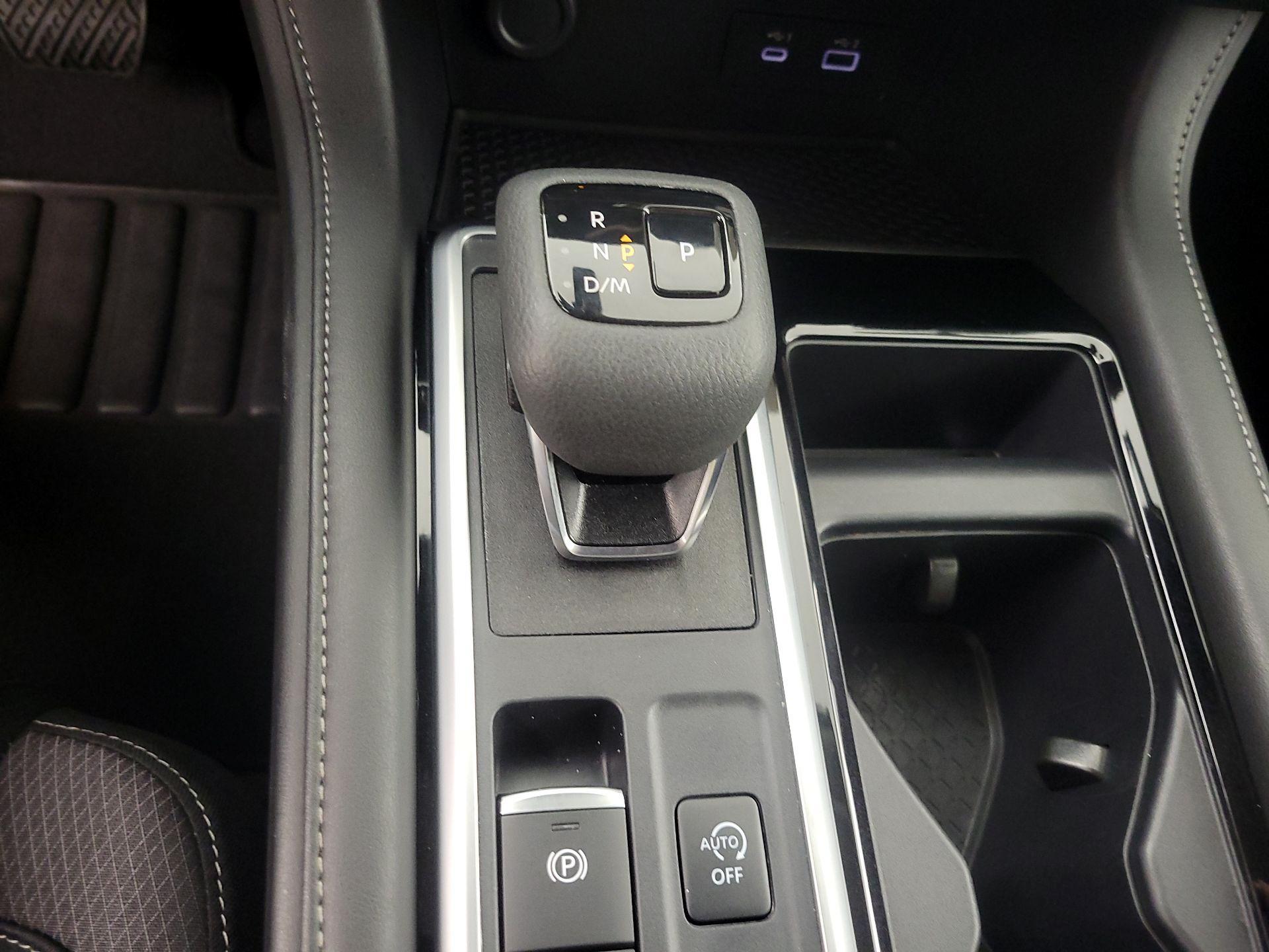 Thumbnail: 2024 Nissan Pathfinder - 17